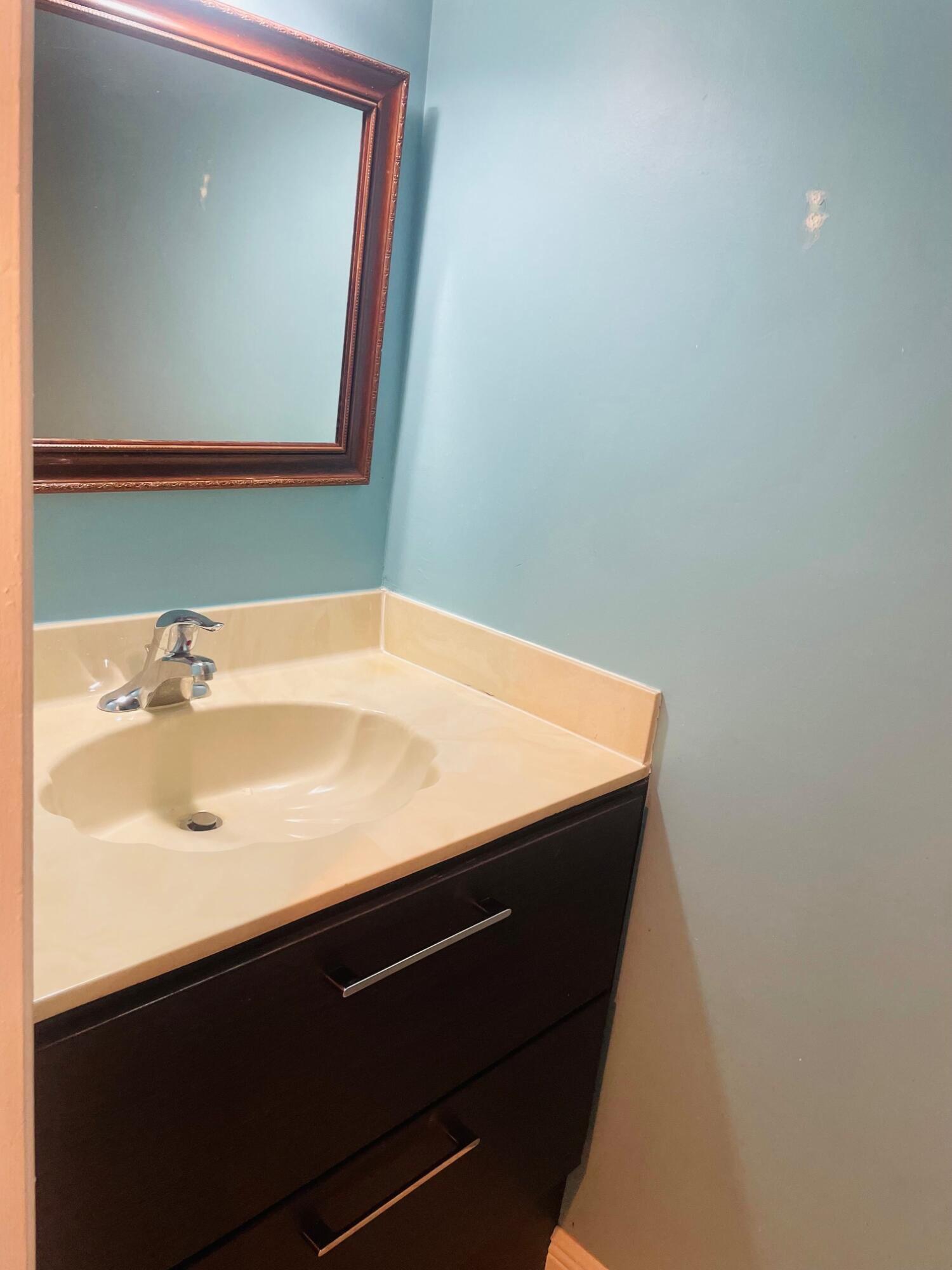 ROYAL VILLAGE TOWNHOUSES COND - Residential