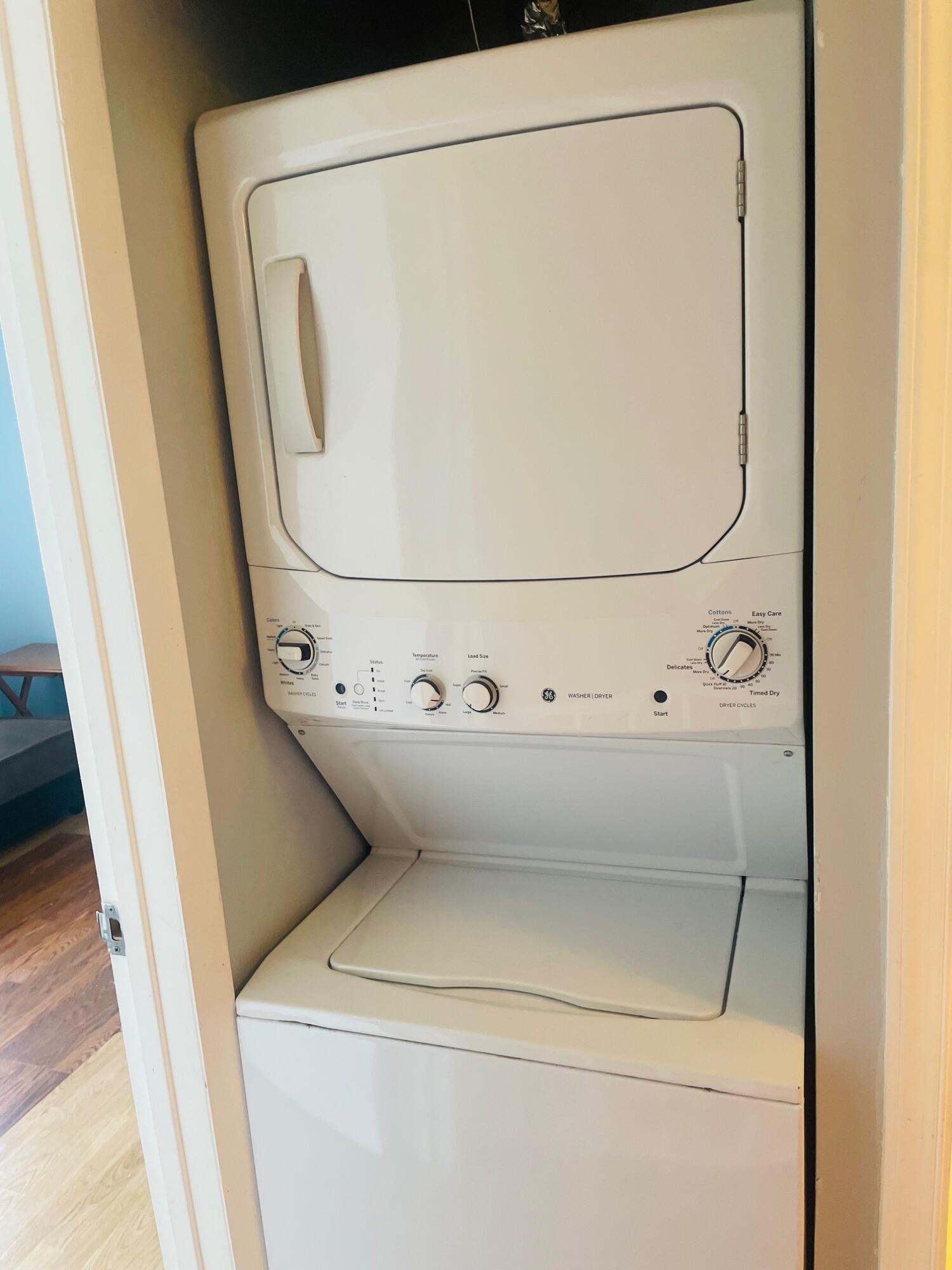 ROYAL VILLAGE TOWNHOUSES COND - Residential