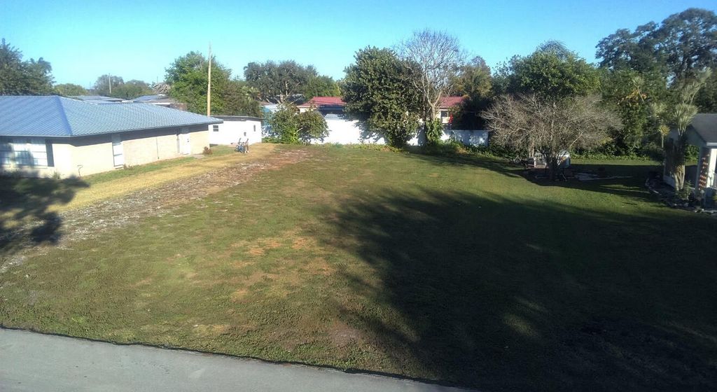 Photo of 133 SE 5th Street, Belle Glade, FL 33430 (MLS # R11169609)