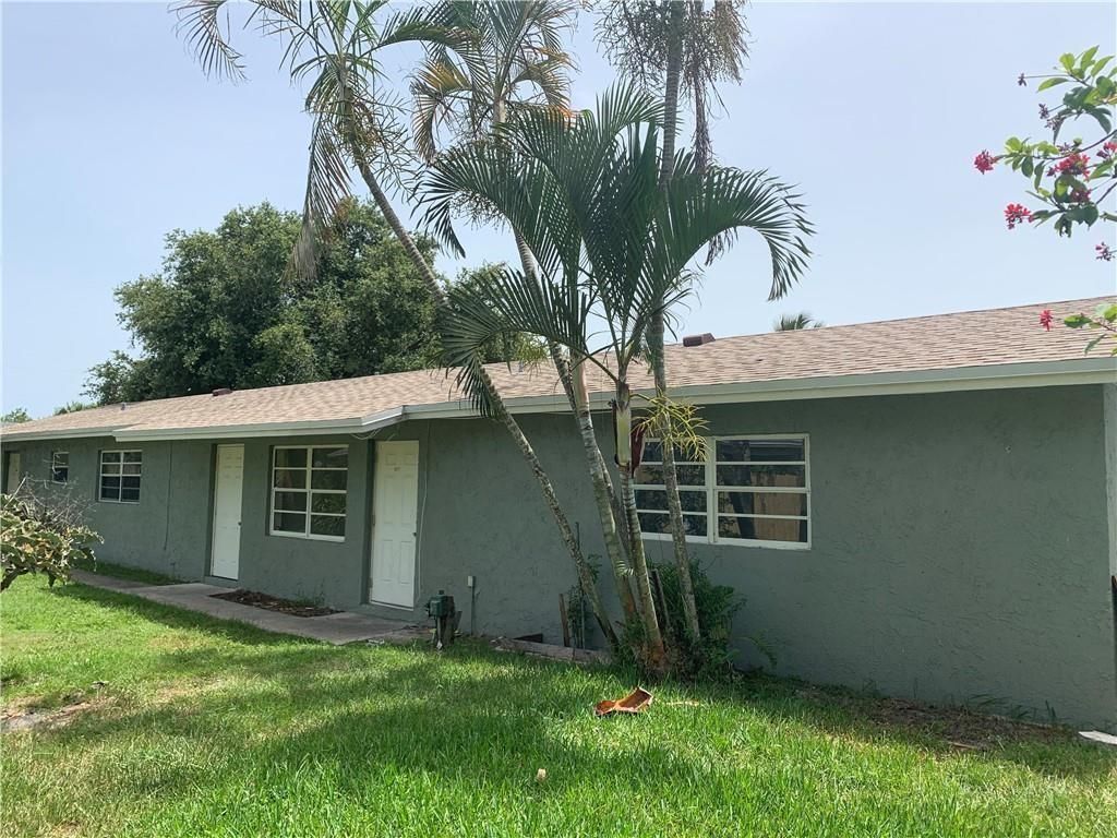 Photo of 3371 SE Fairmont Street, Stuart, FL 34997 (MLS # F10415472)