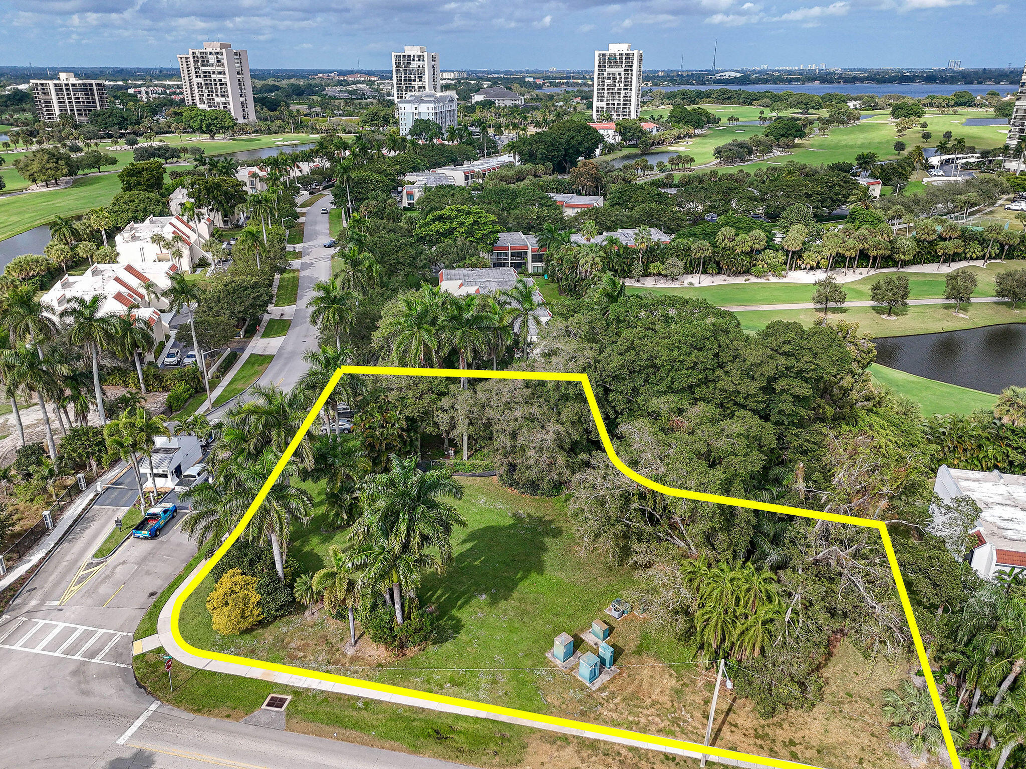 PRESIDENT COUNTRY CLUB 1 - Land