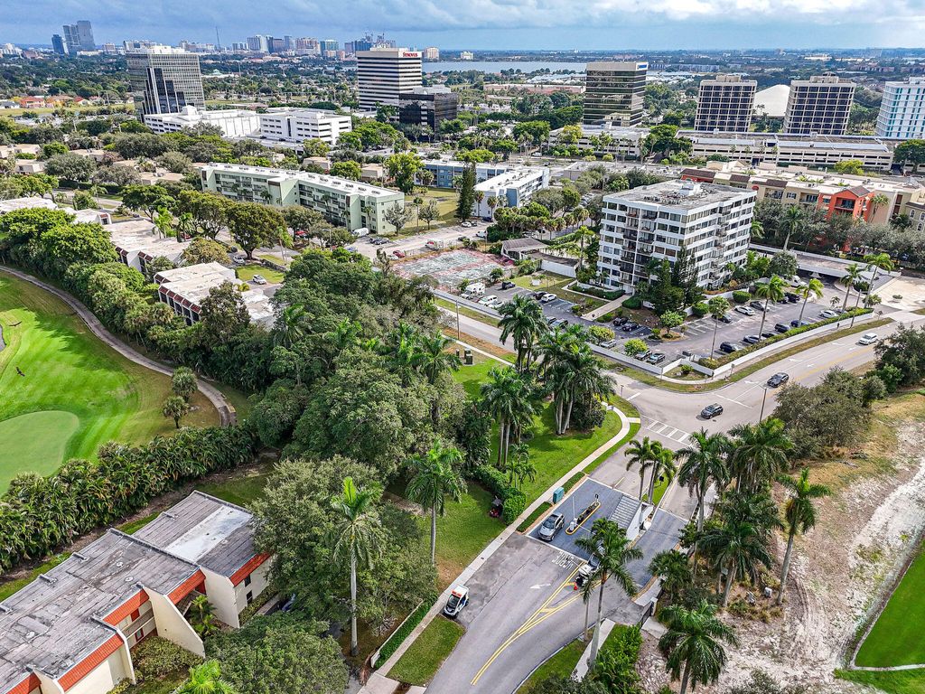 Photo of 1617 Embassy Drive, West Palm Beach, FL 33401 (MLS # R11163572)