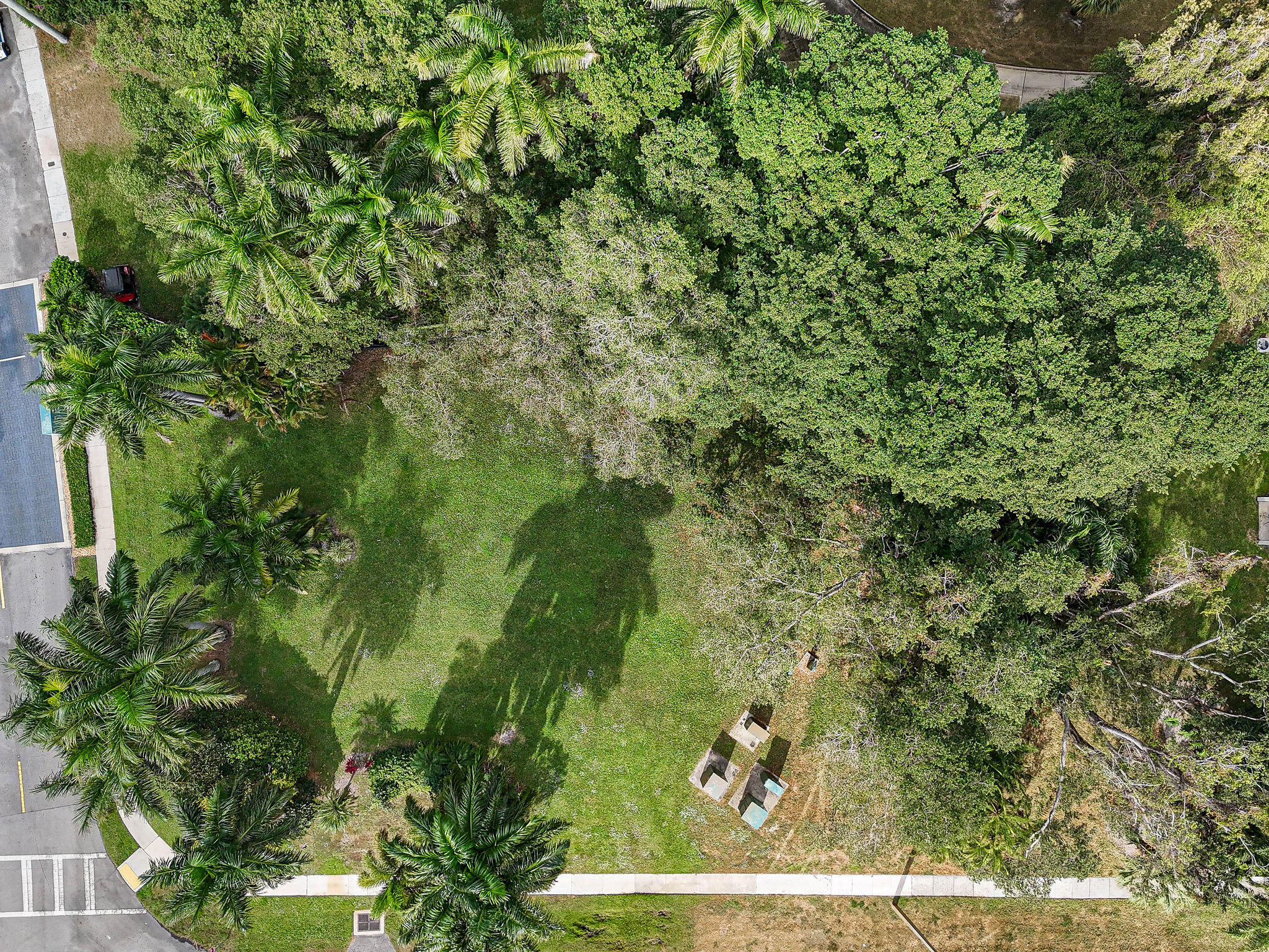 PRESIDENT COUNTRY CLUB 1 - Land