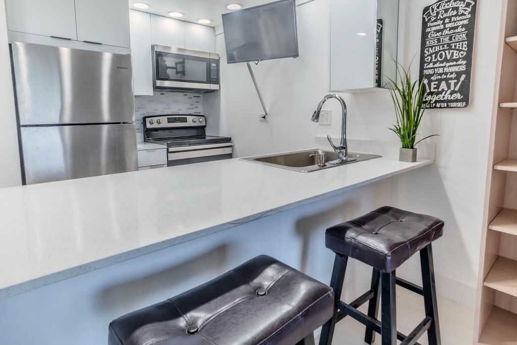 Photo of 3760 Inverrary Drive #3m, Lauderhill, FL 33319 (MLS # B26014558)