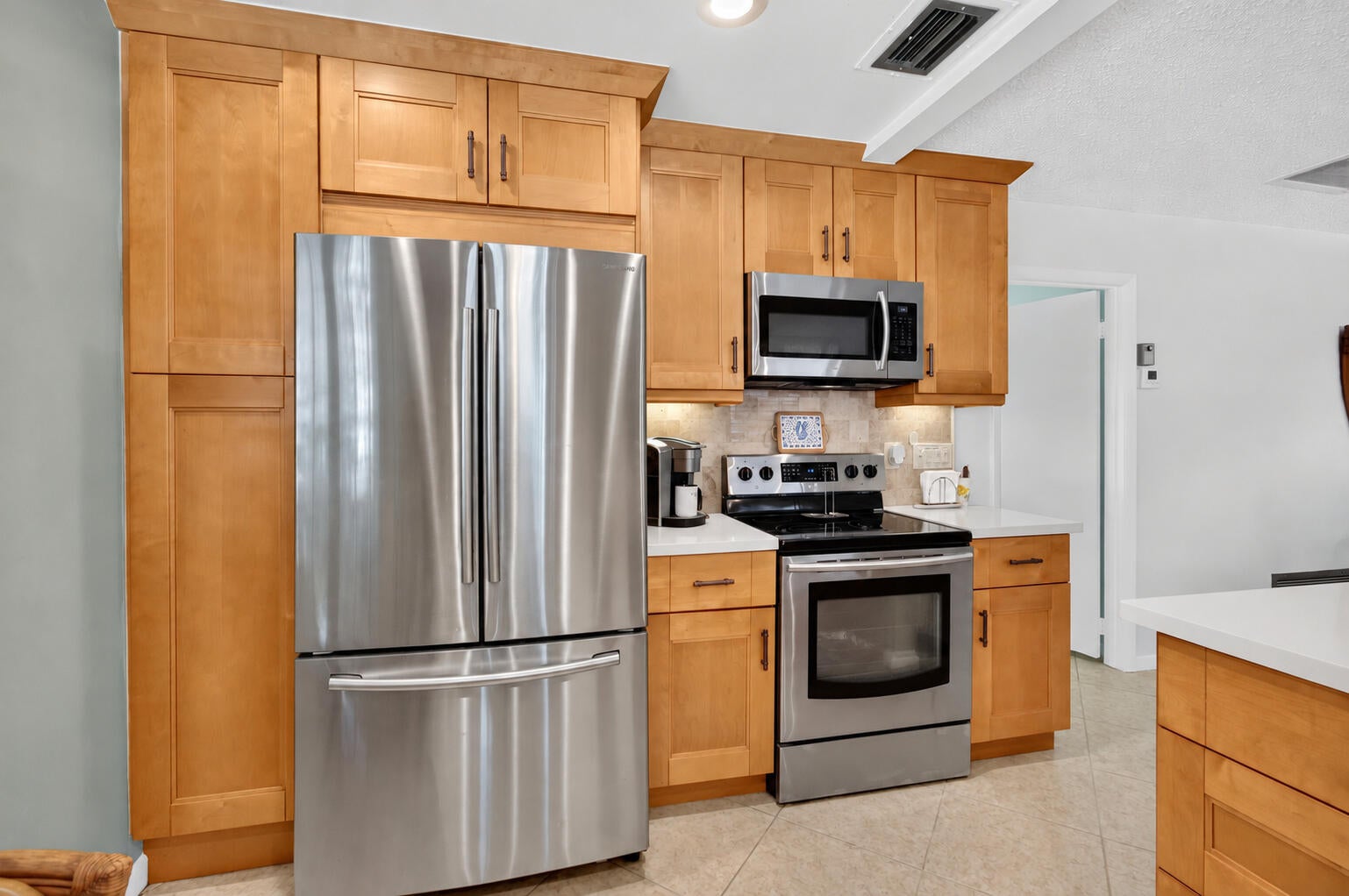842 Meadowlark Lane