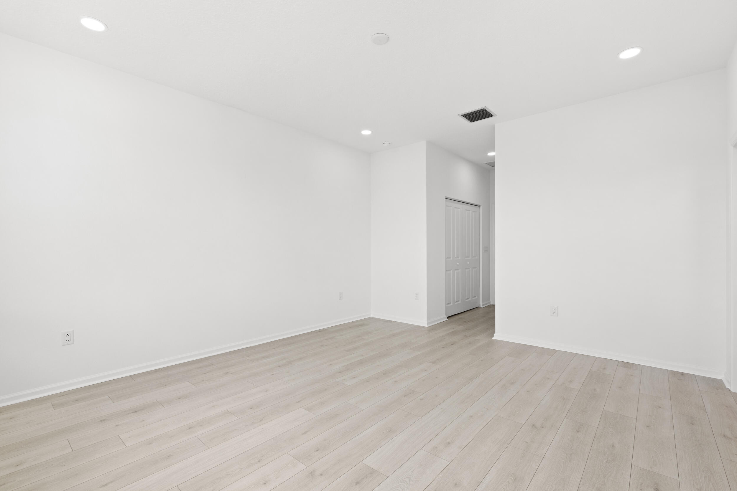 TERRACES OF WESTLAKE - Residential Lease