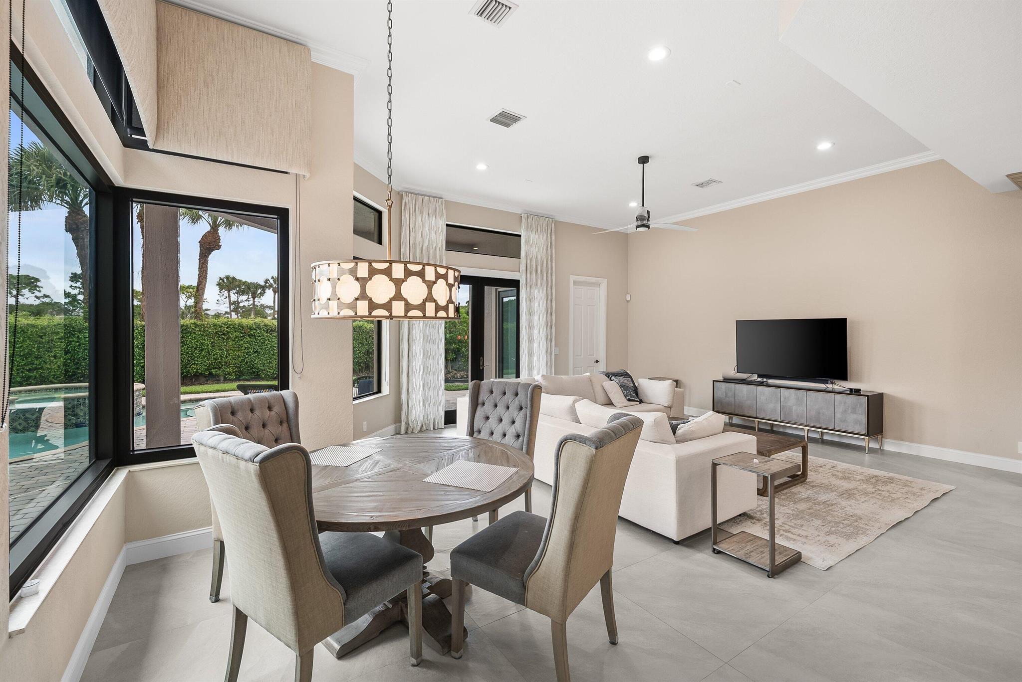 Casa Bella - Residential