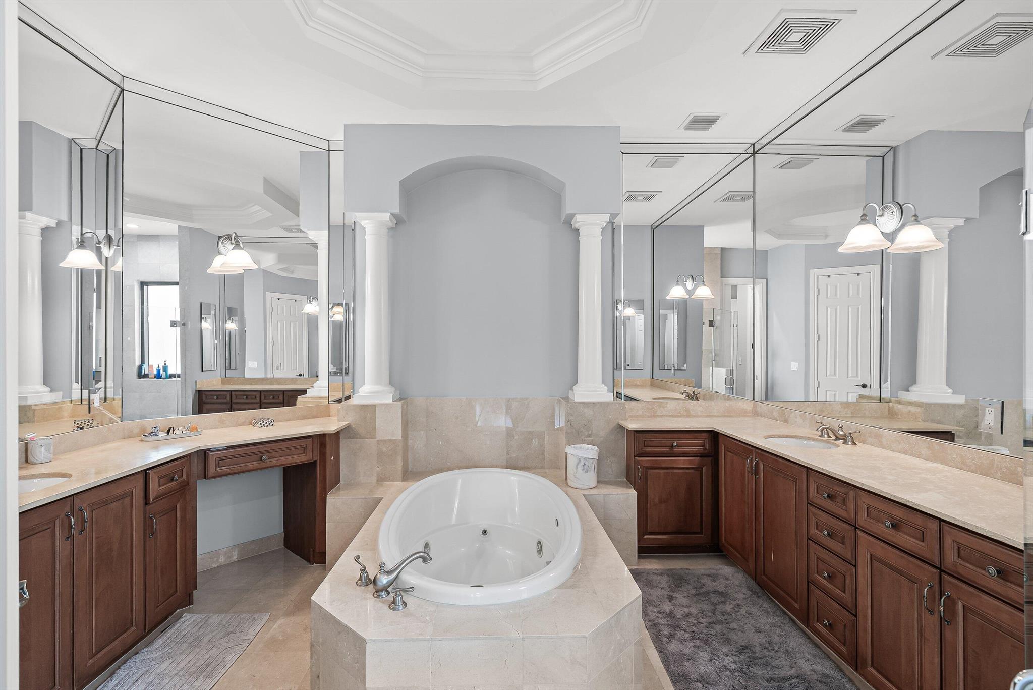 Casa Bella - Residential