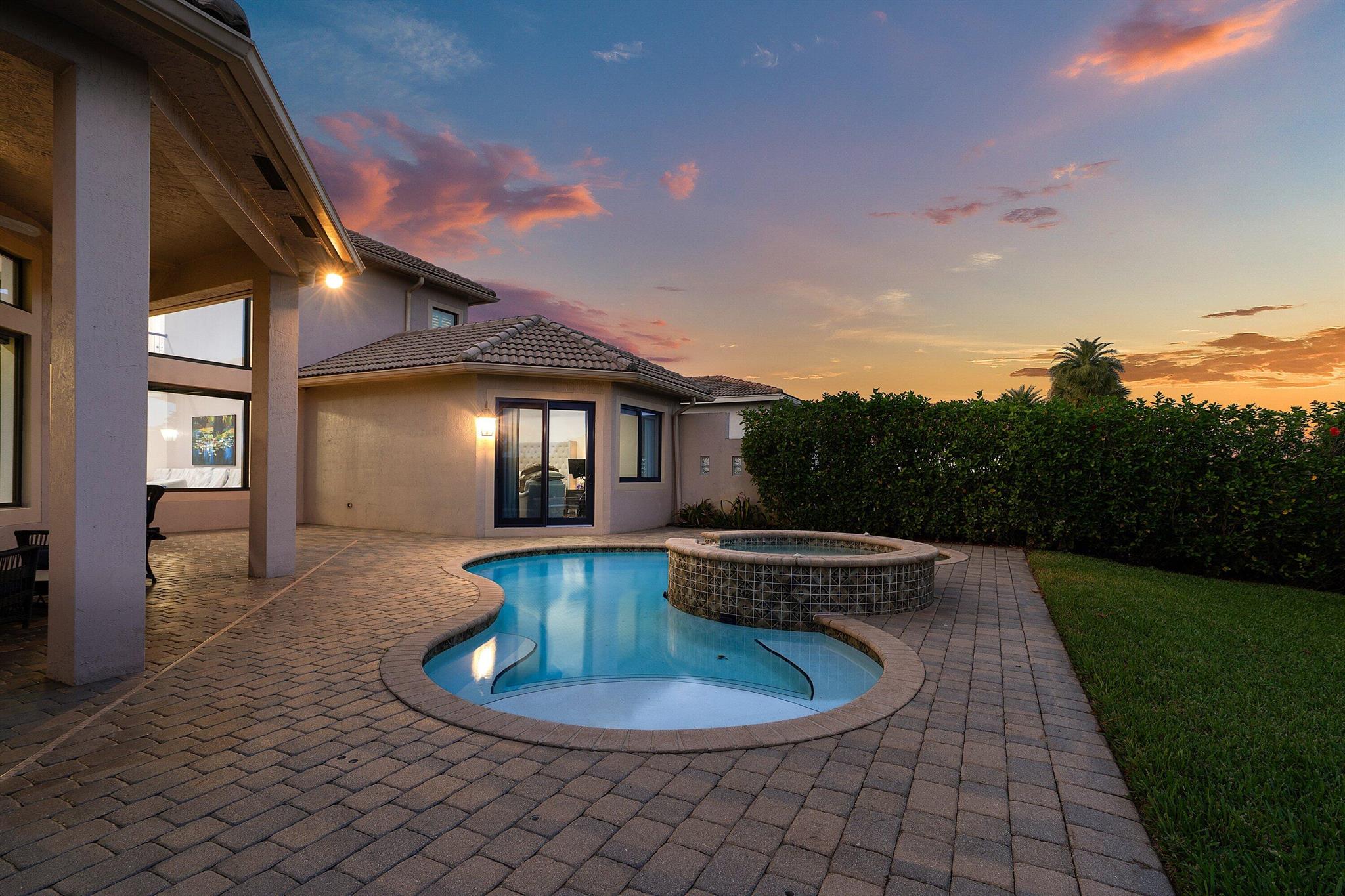 Casa Bella - Residential