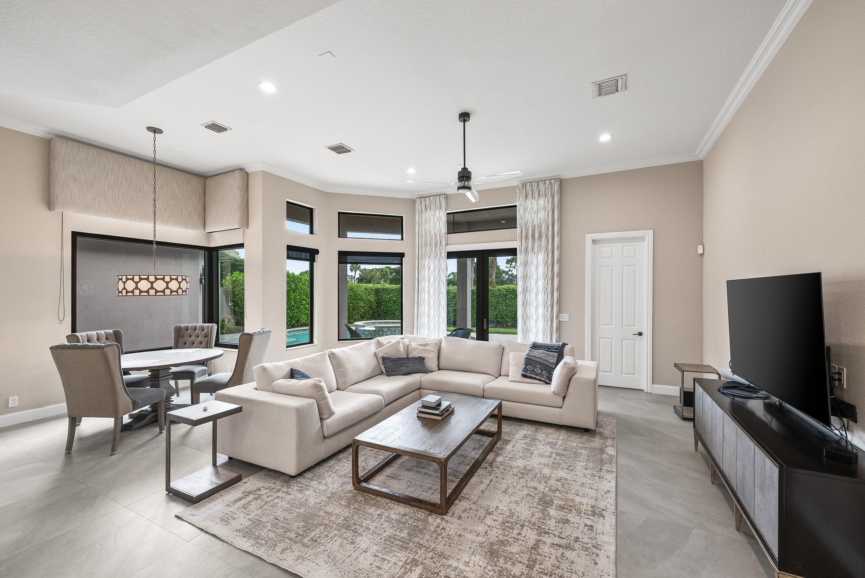 Casa Bella - Residential