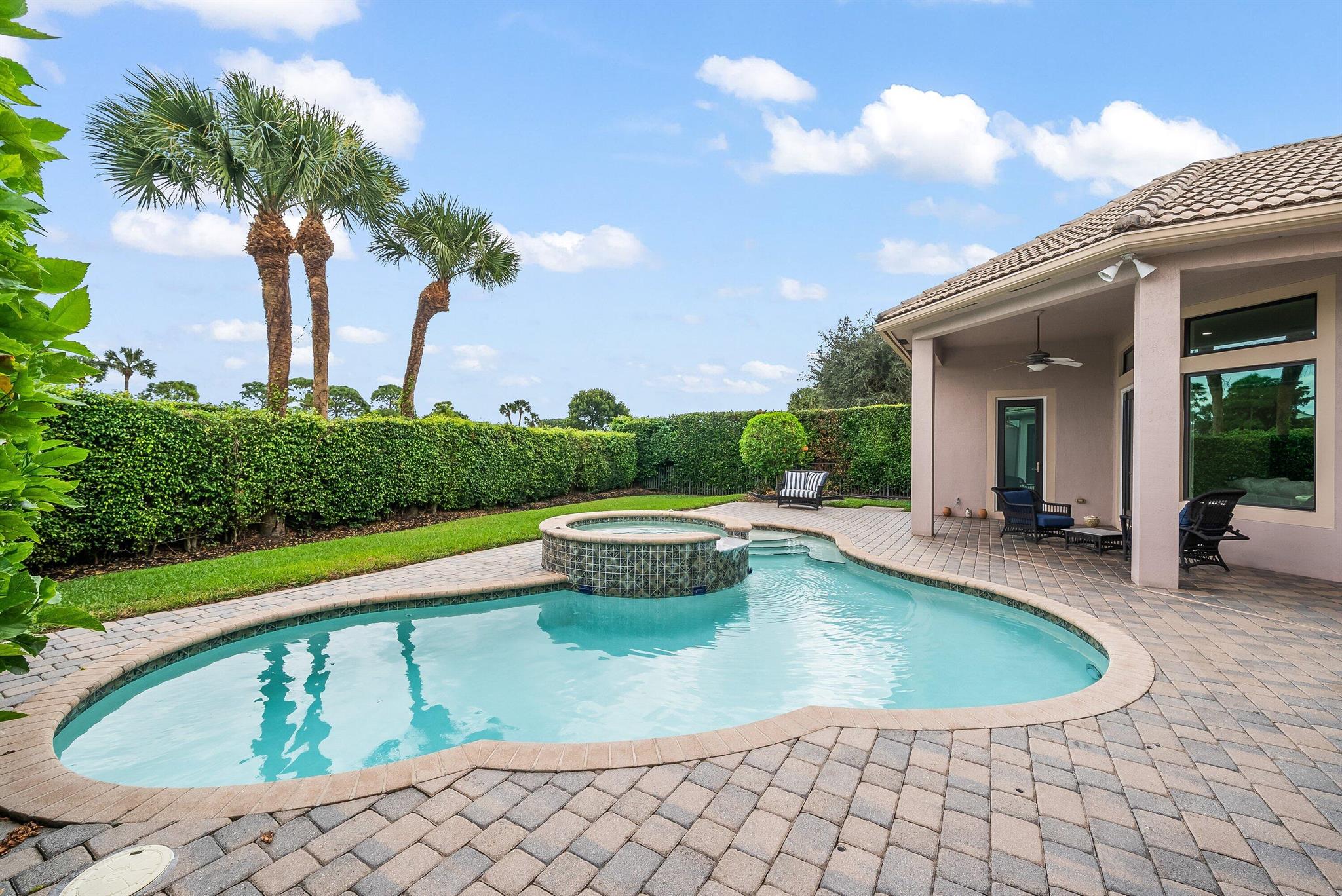 Casa Bella - Residential