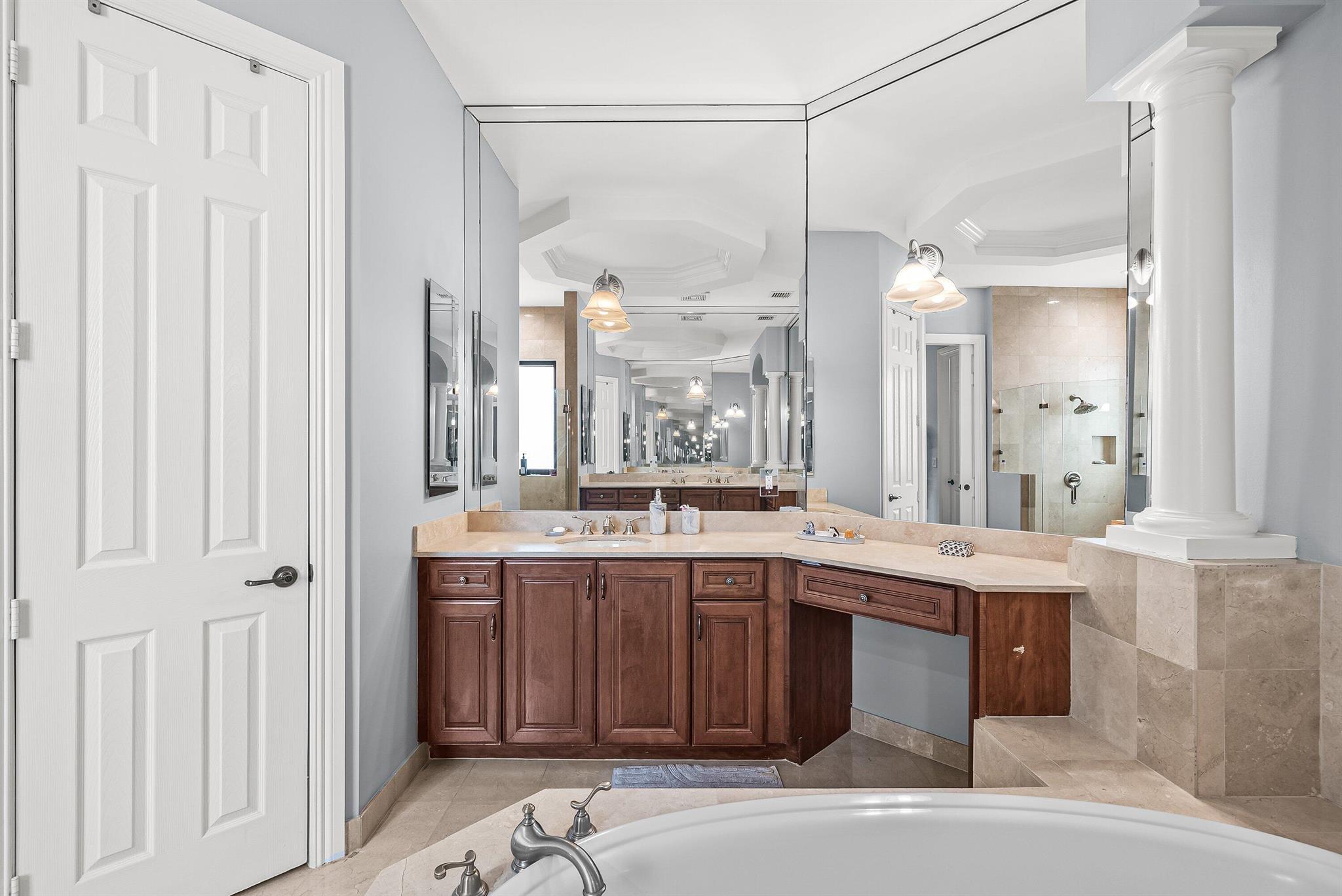 Casa Bella - Residential