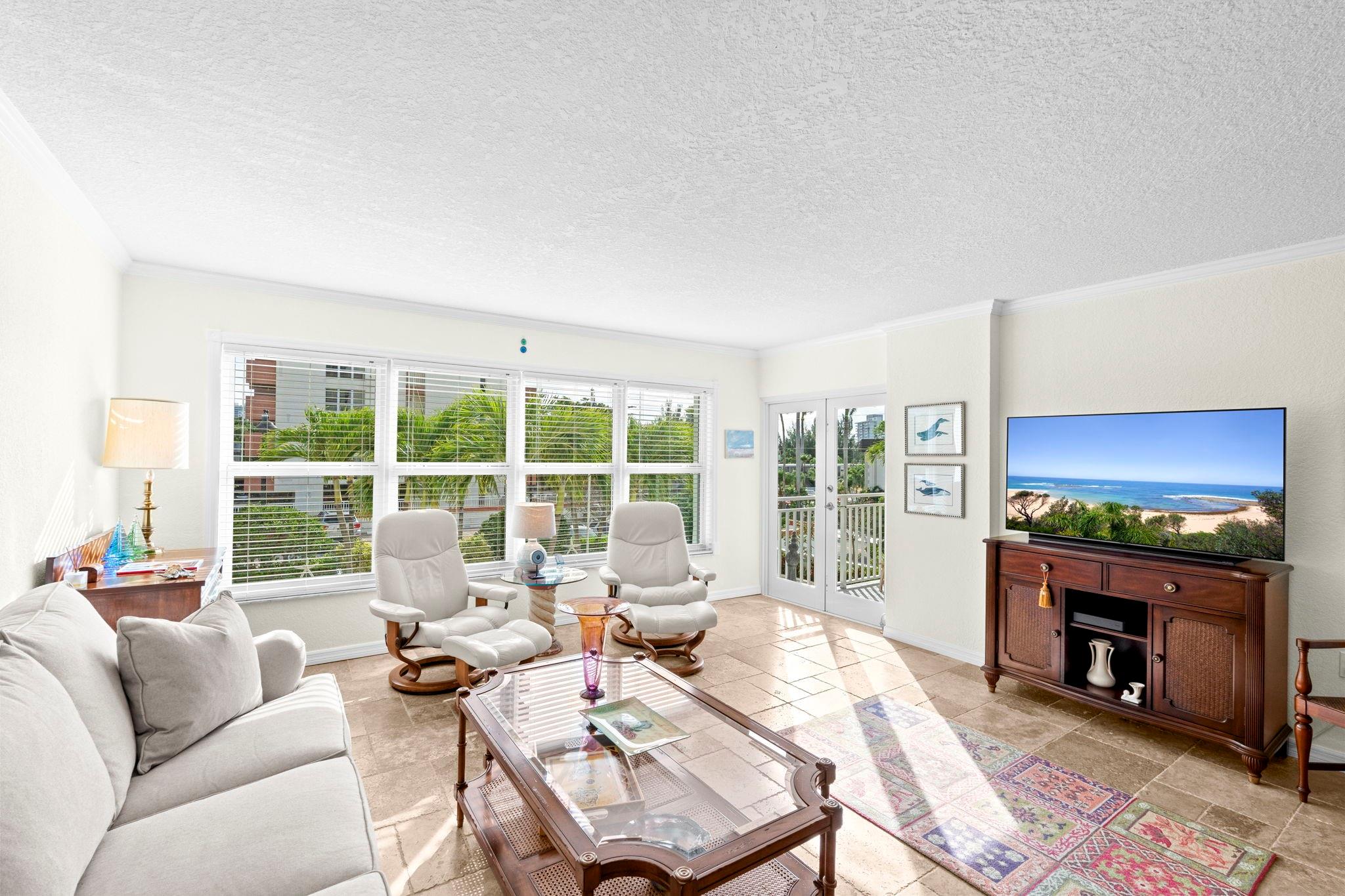 CARLTON TOWER - Residential