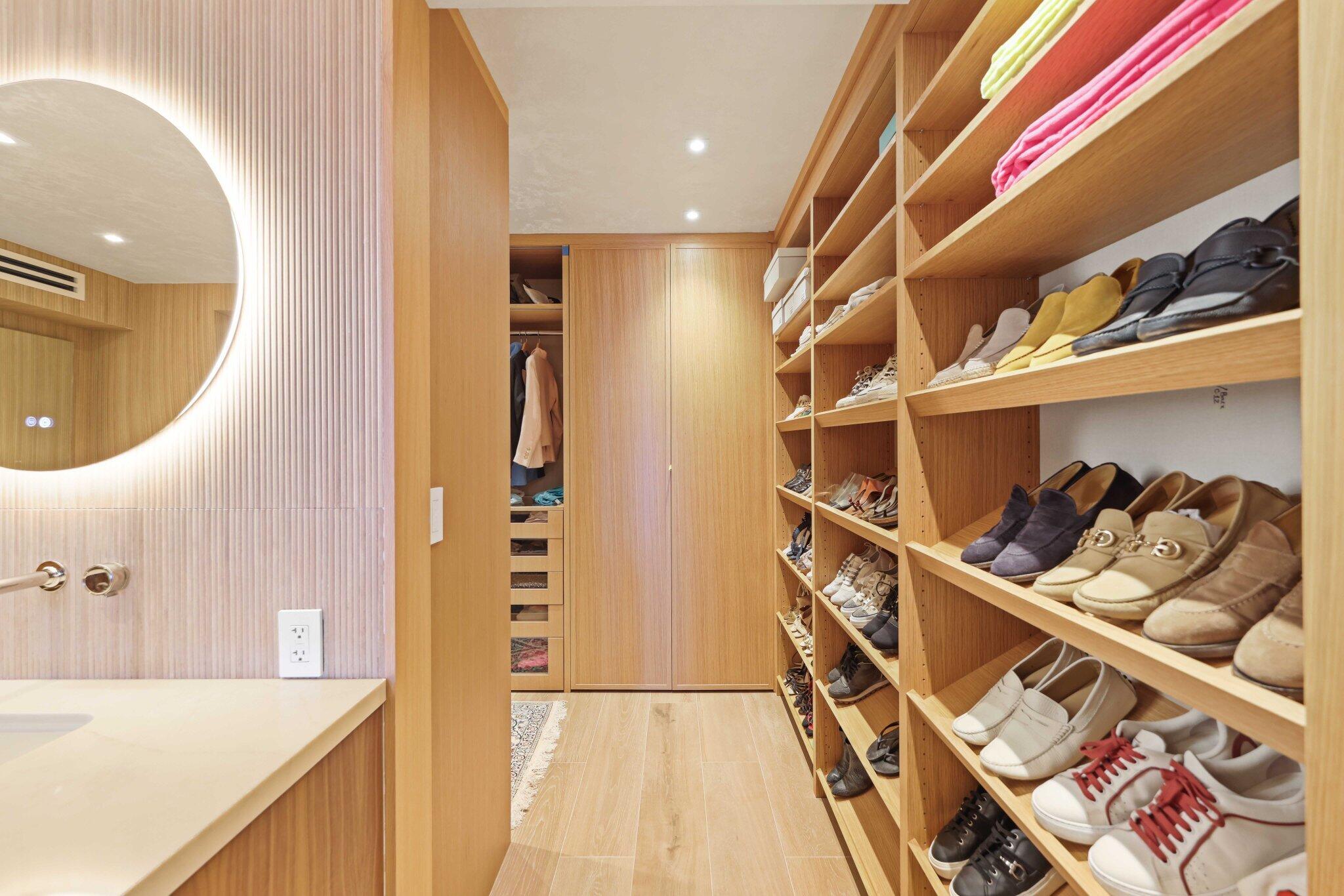 VILLA MAGNA CONDO - Residential