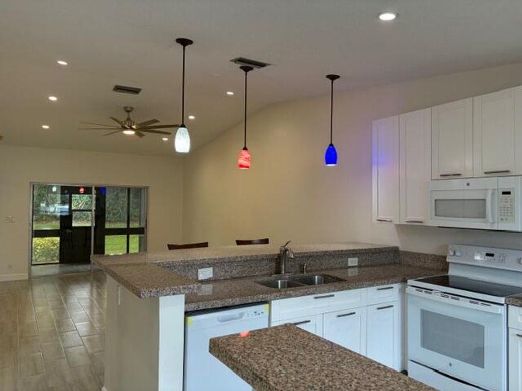 Photo of 18867 Candlewick Drive, Boca Raton, FL 33496 (MLS # R11158447)