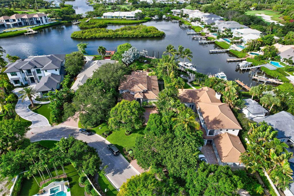 Photo of 197 Regatta Drive, Jupiter, FL 33477 (MLS # R11006034)