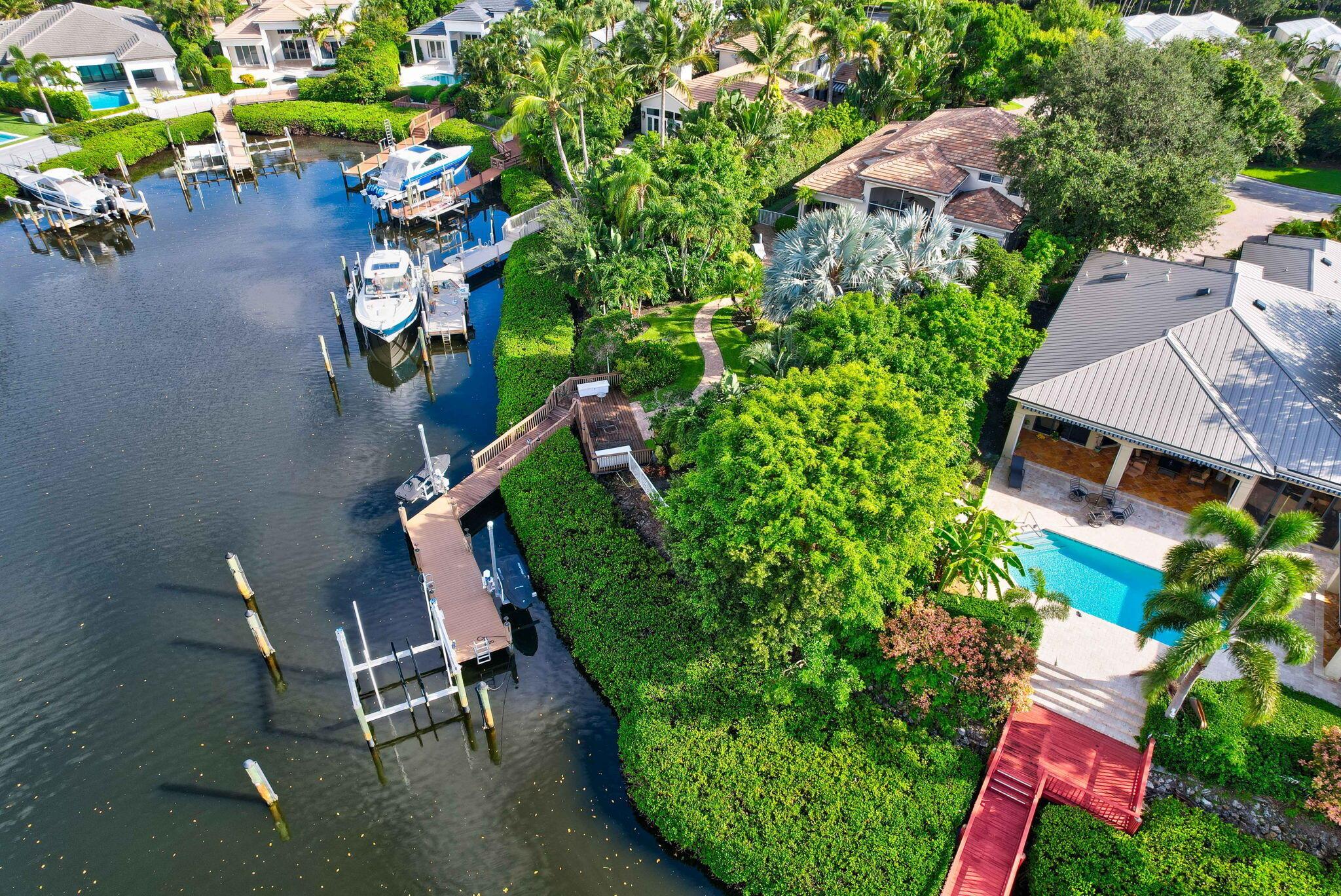 ADMIRALS COVE PAR A - Residential