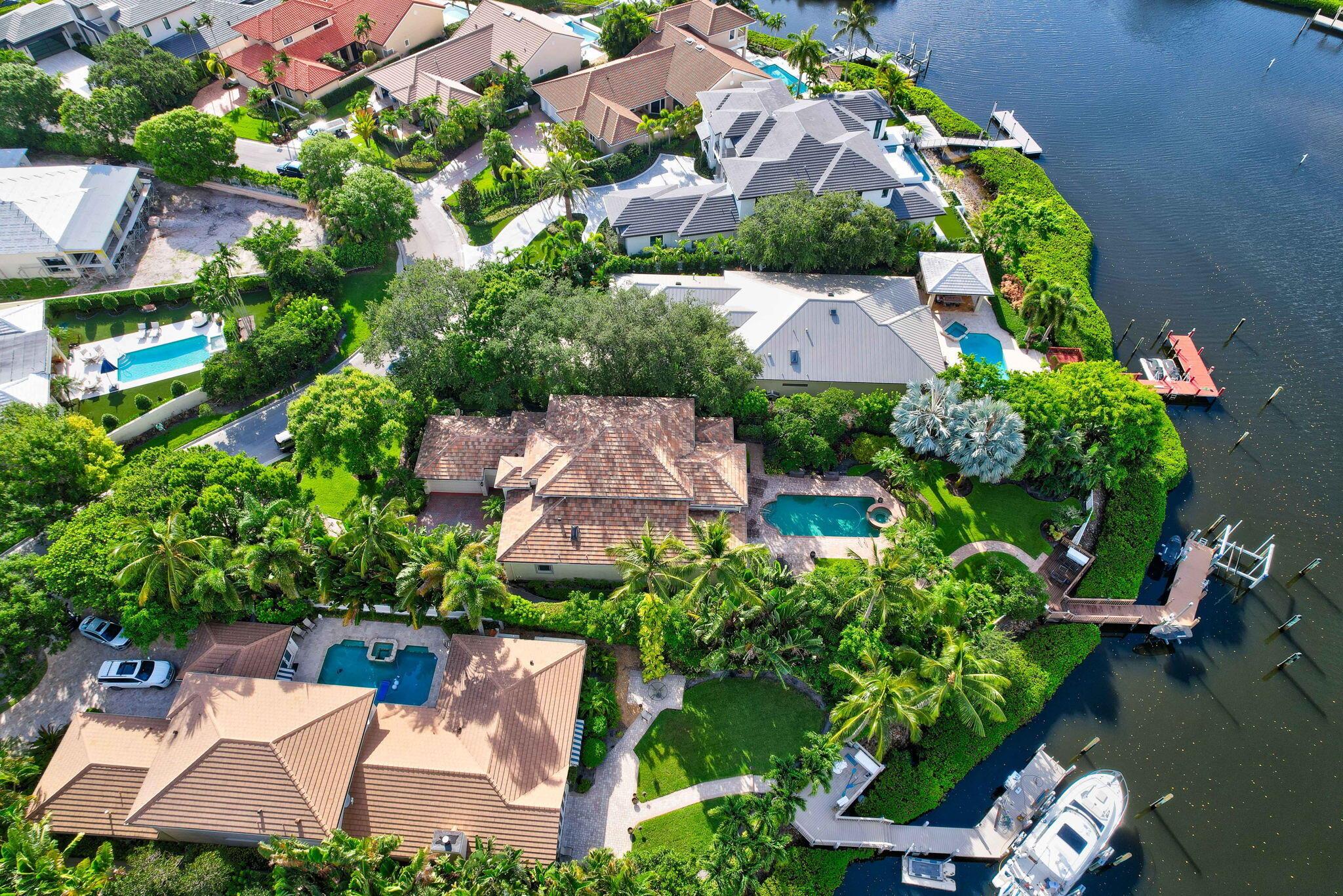 ADMIRALS COVE PAR A - Residential