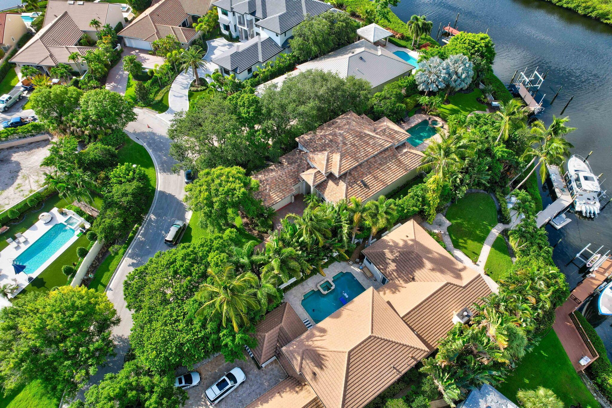 ADMIRALS COVE PAR A - Residential