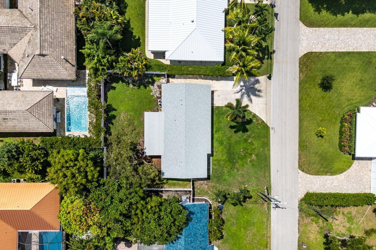 2350 NIKI JO Lane