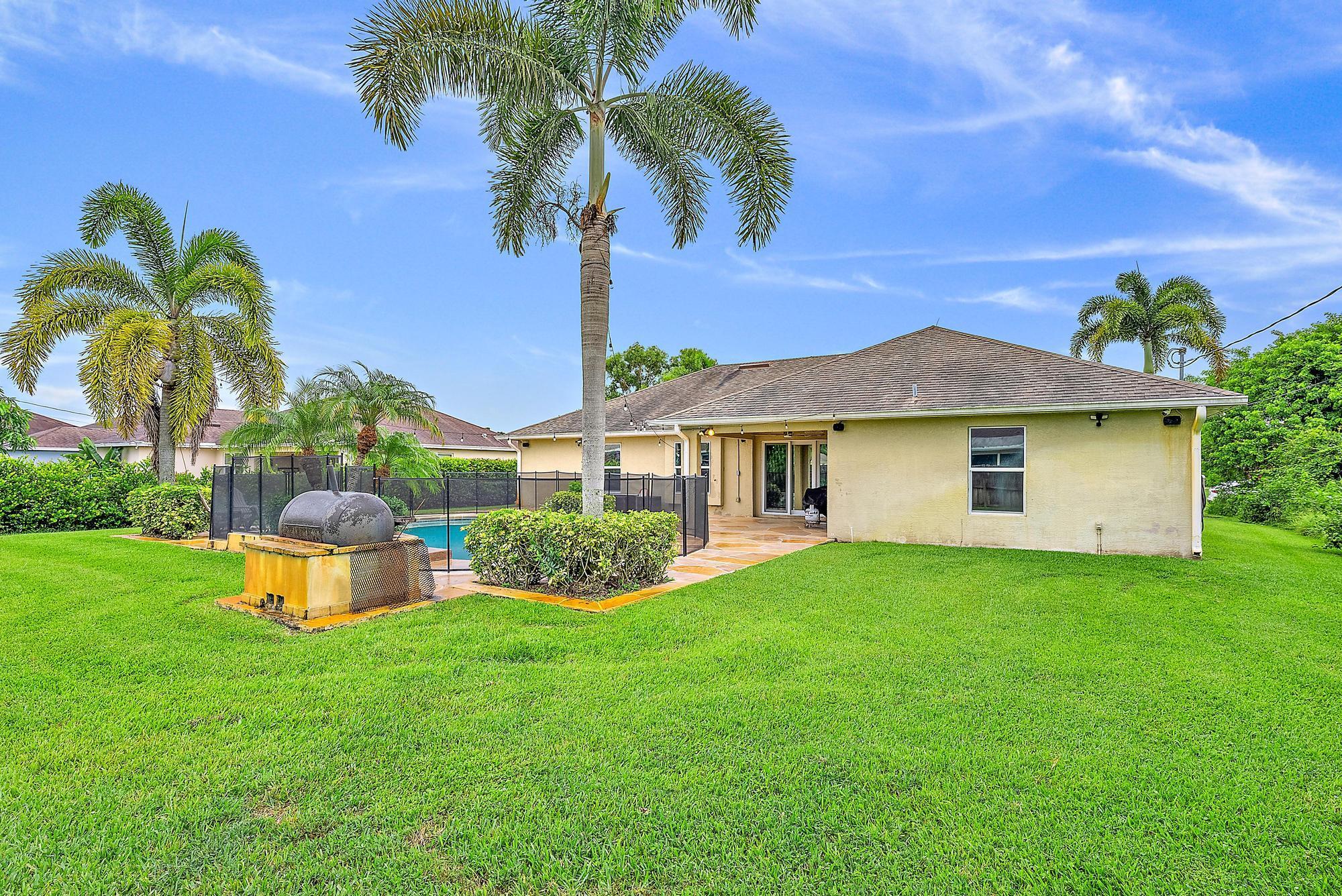 PORT ST LUCIE SECTION - Residential