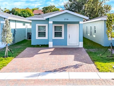 2710 Nokomis Avenue West Palm Beach FL 33409