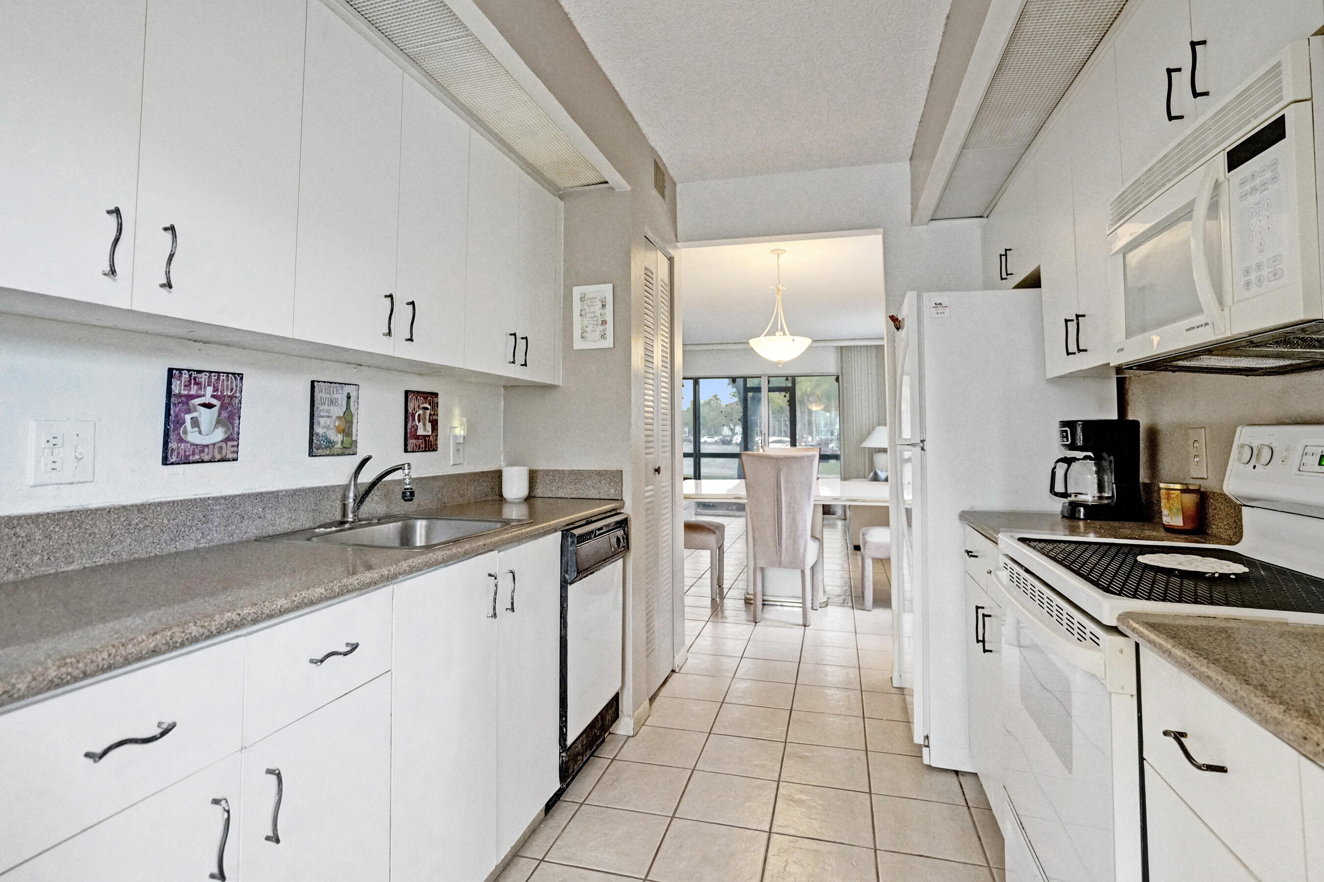 IVANHOE EAST AT CENTURY VILLAGE - Residential