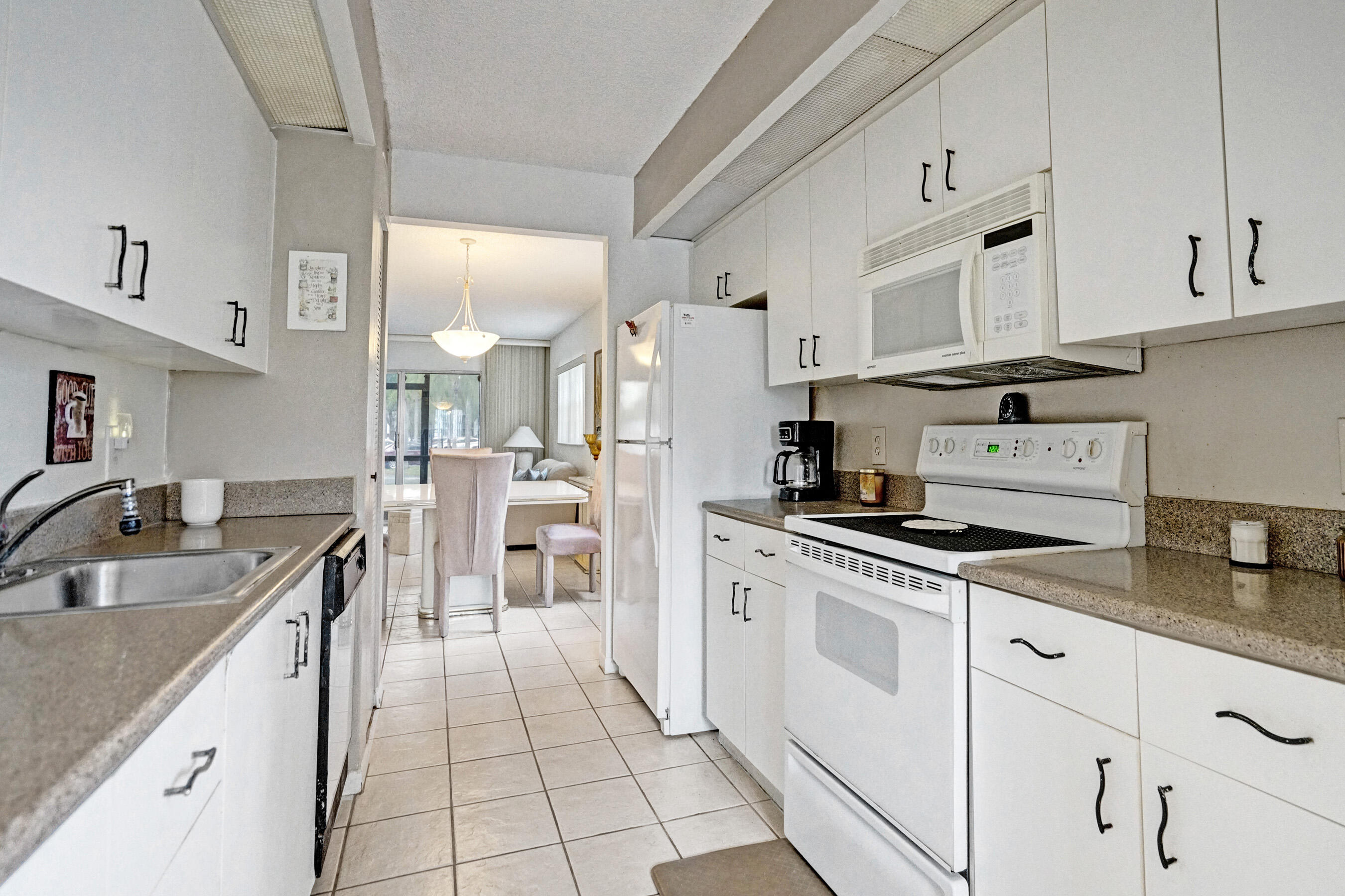 IVANHOE EAST AT CENTURY VILLAGE - Residential