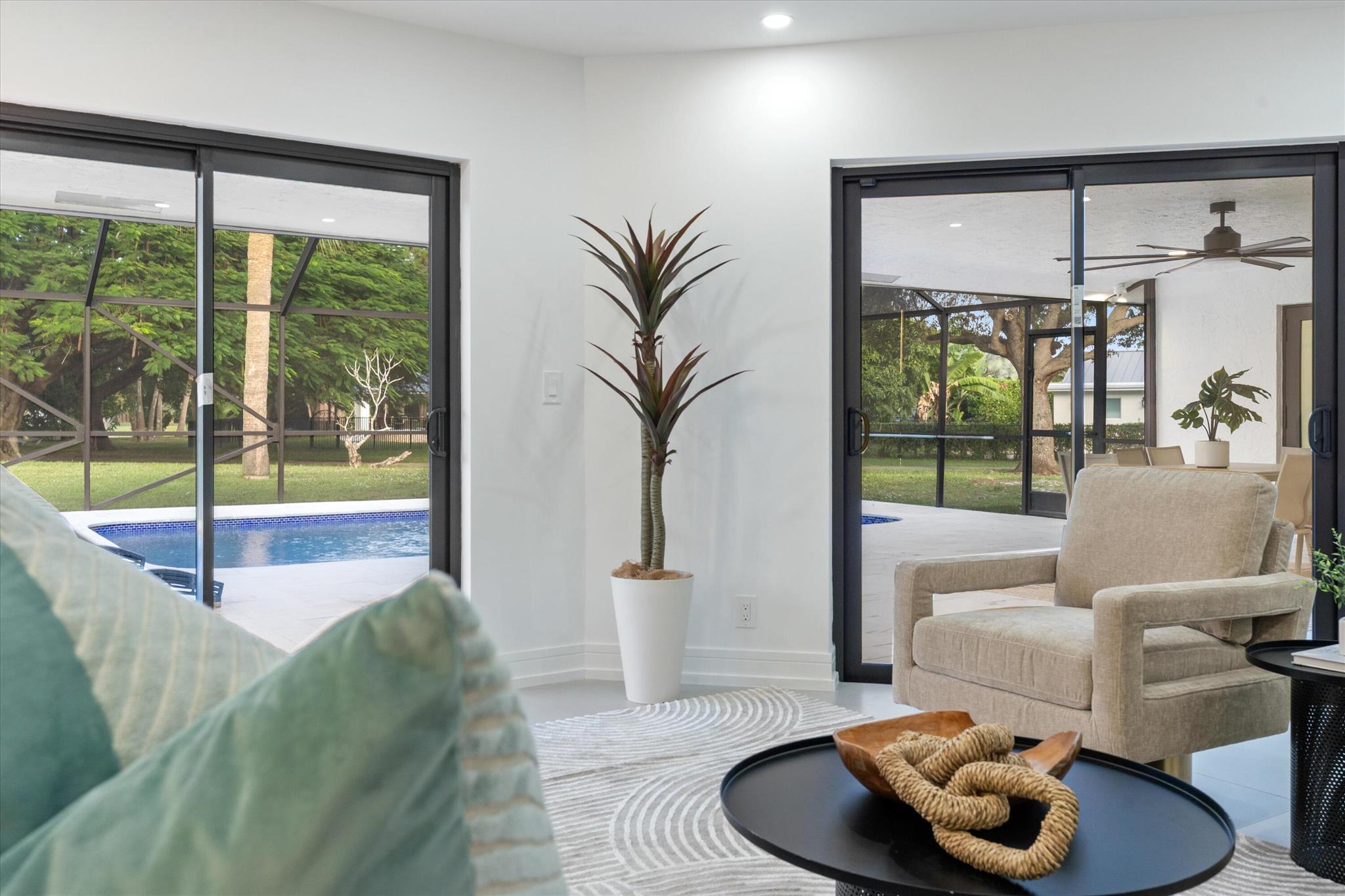 Pines at Boca Del Mar - Residential