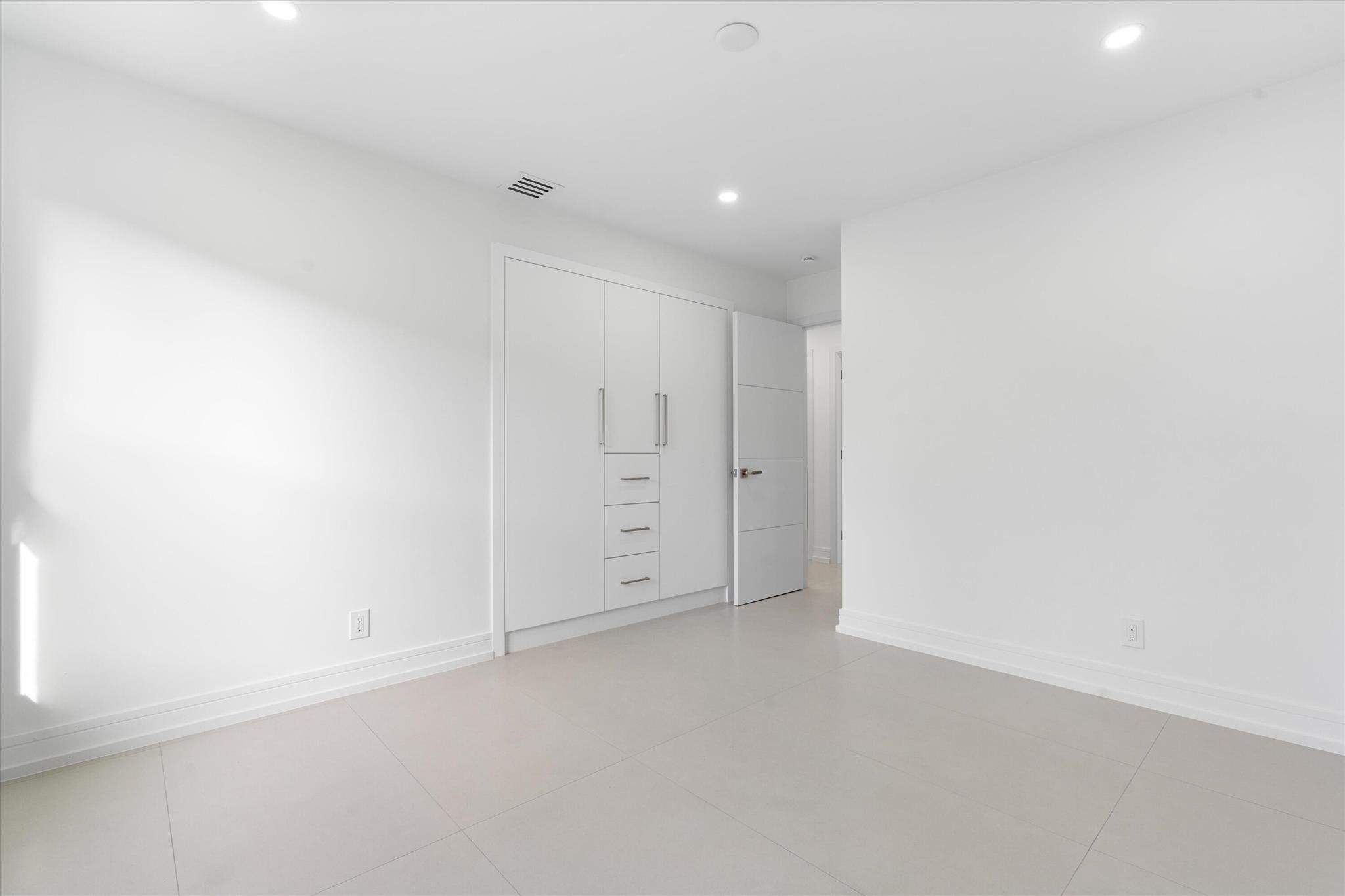 Pines at Boca Del Mar - Residential