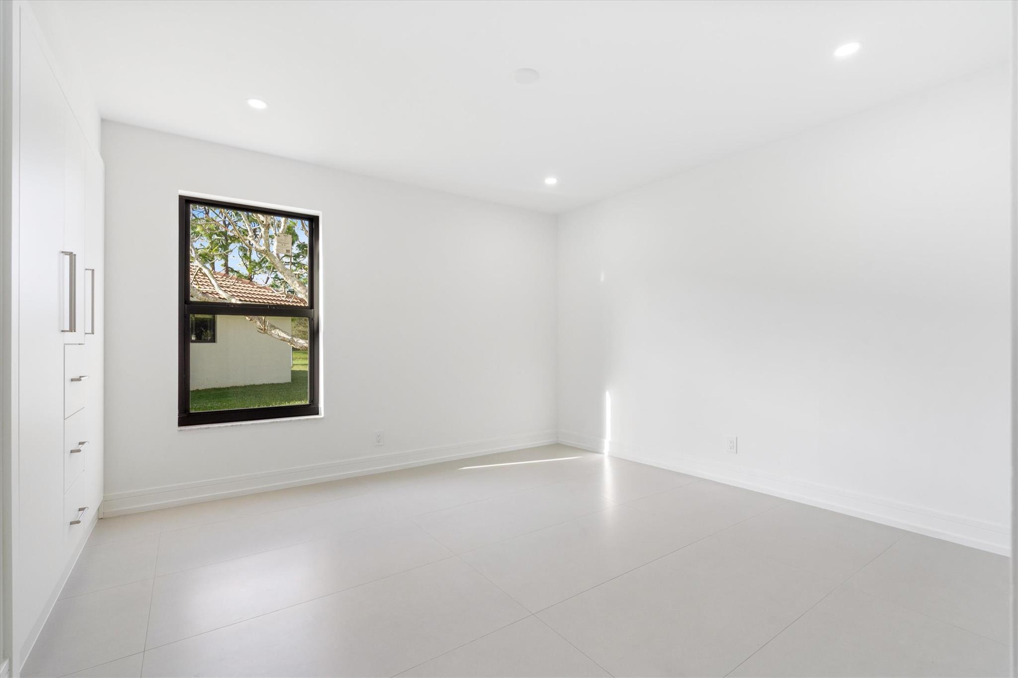 Pines at Boca Del Mar - Residential