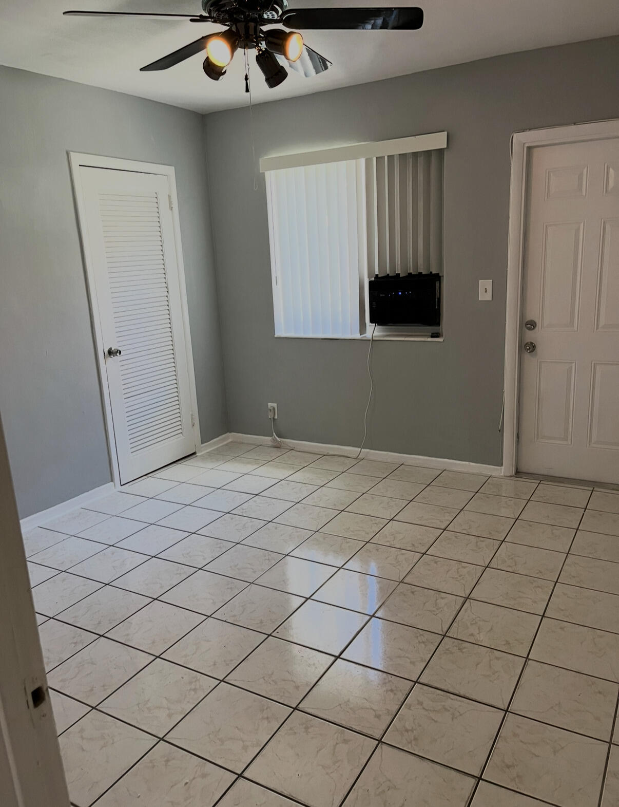 1241 SE 3RD Street 1-4