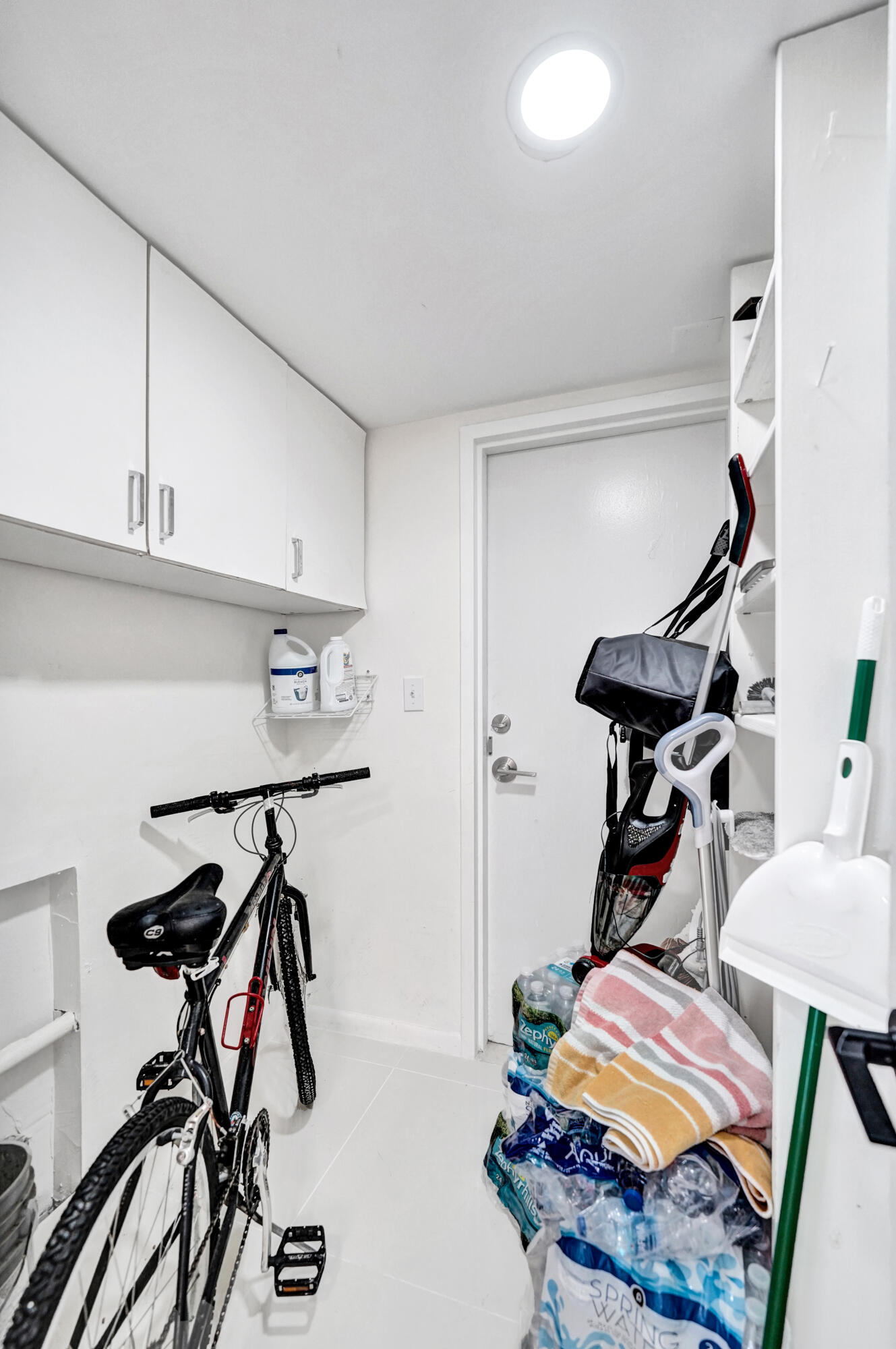 AQUARIUS CONDO - Residential
