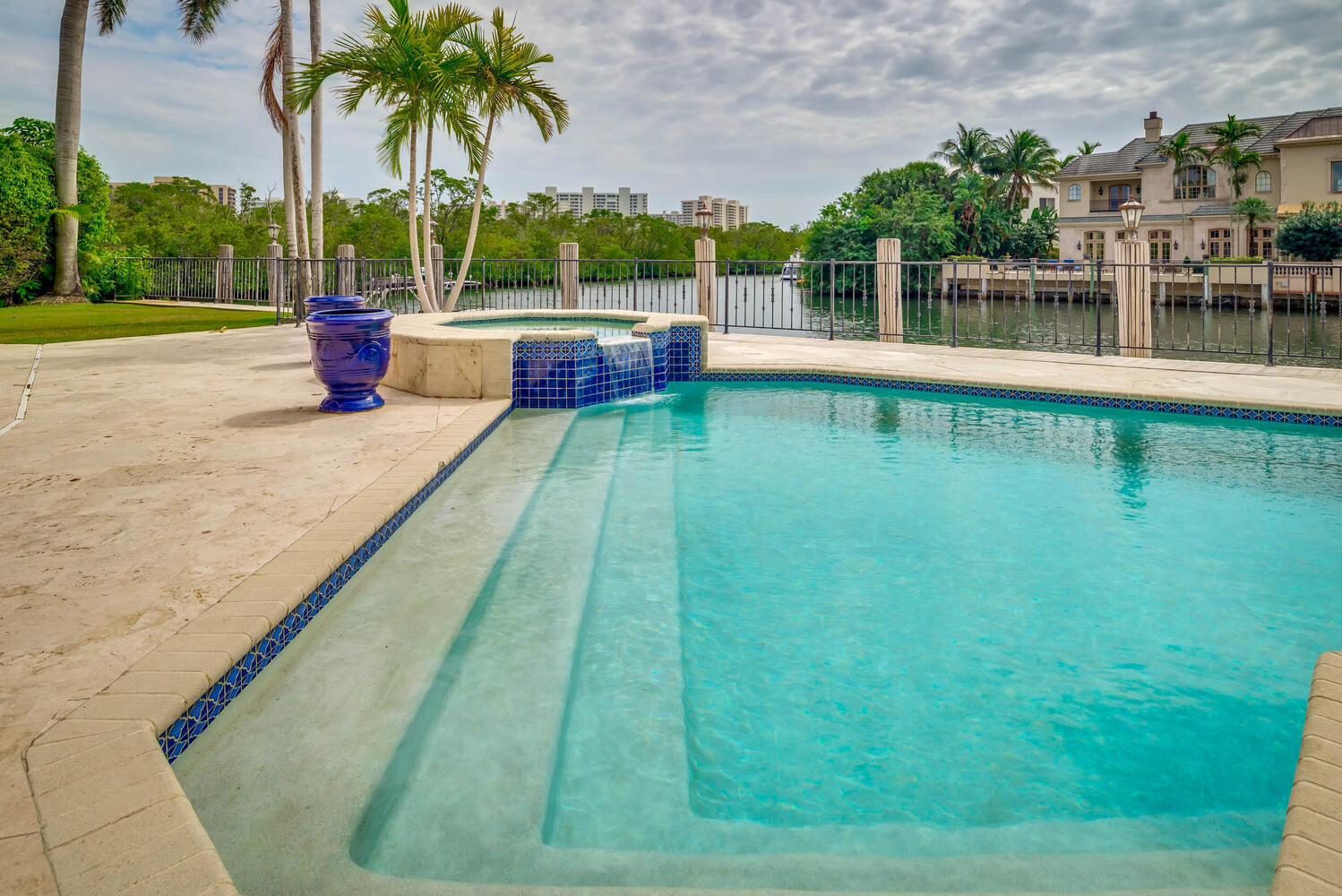 THE SANCTUARY - Residential