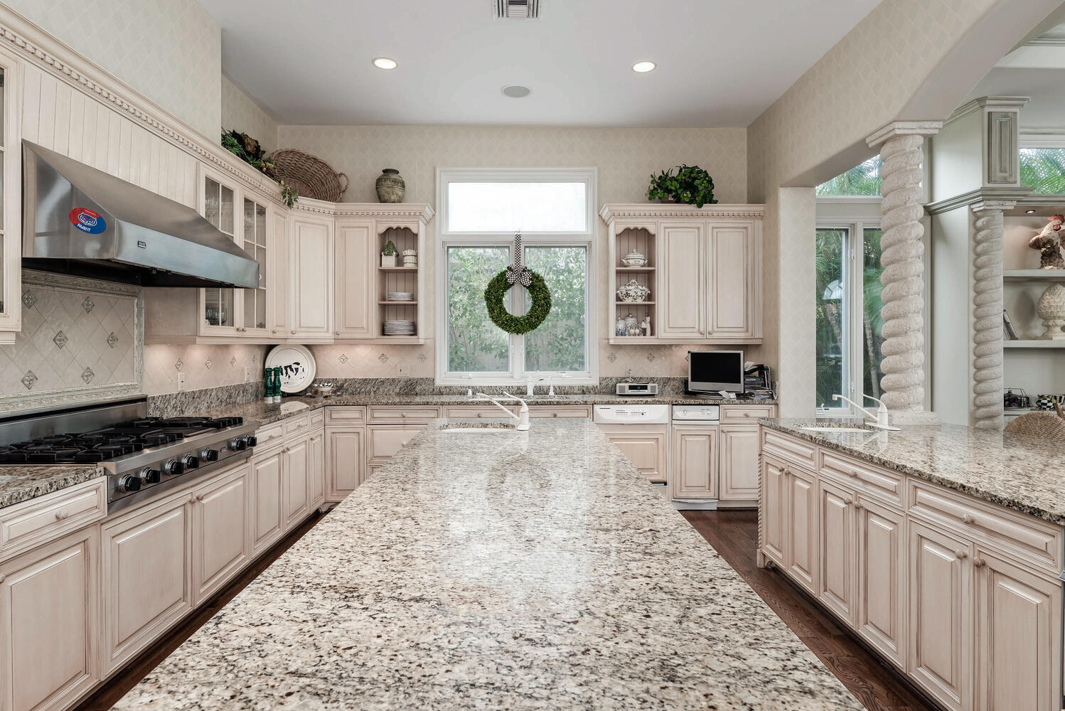 THE SANCTUARY - Residential