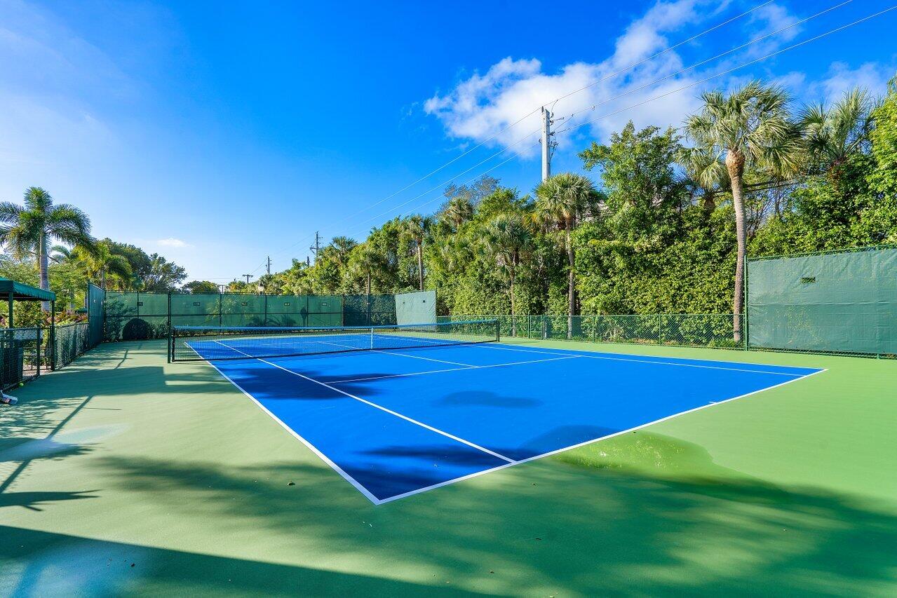 THE SANCTUARY - Residential