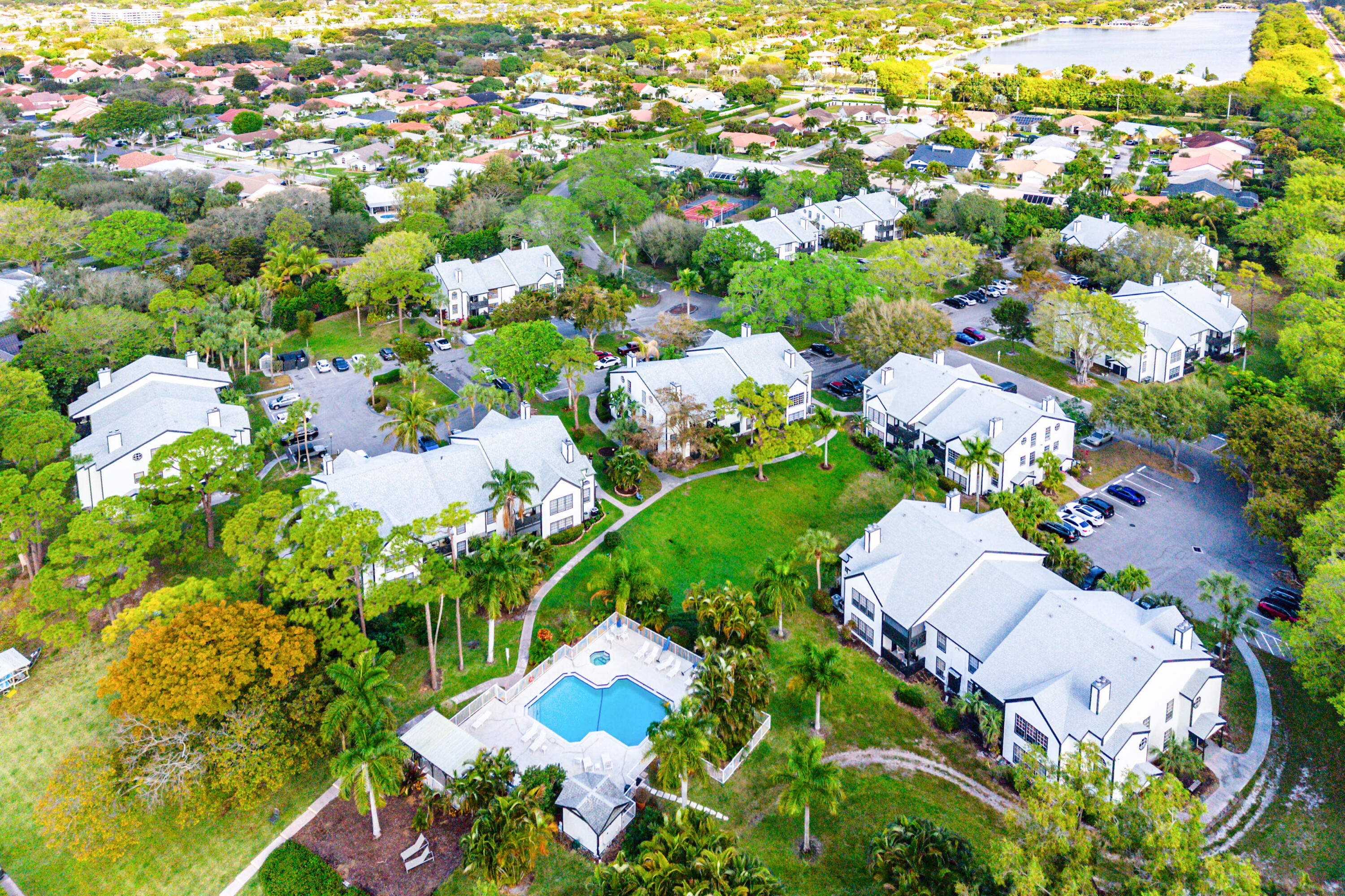 5048 Heatherhill Lane 1205