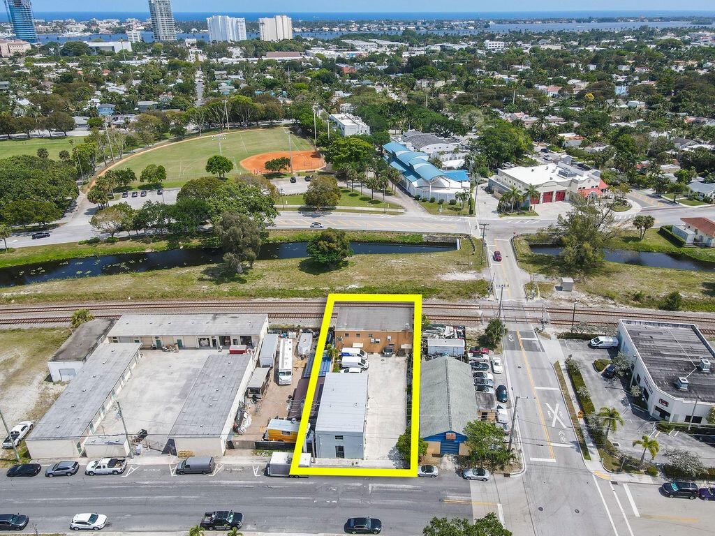 SADLERS BONNYVIEW ADD - Commercial Lease