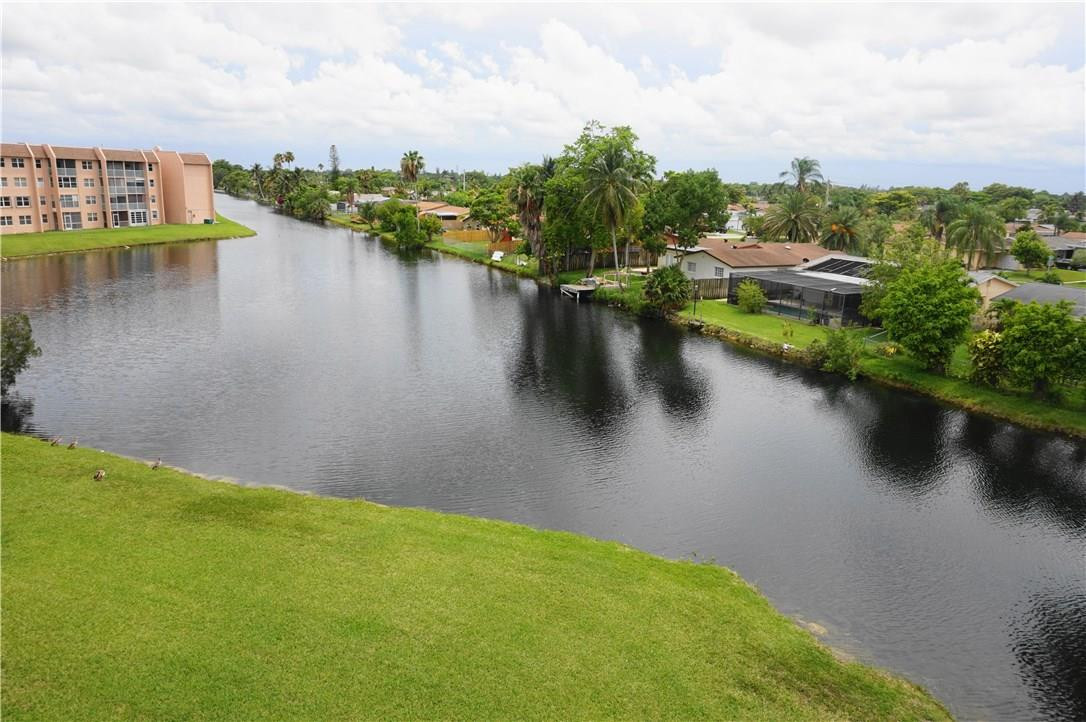 Sunrise Lakes Phase IV - Residential