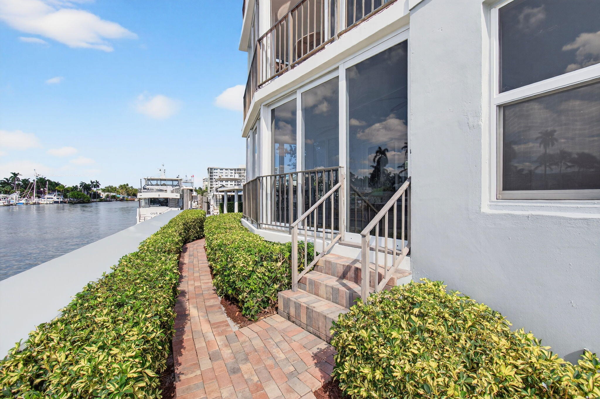 Seagate Towers - Residential