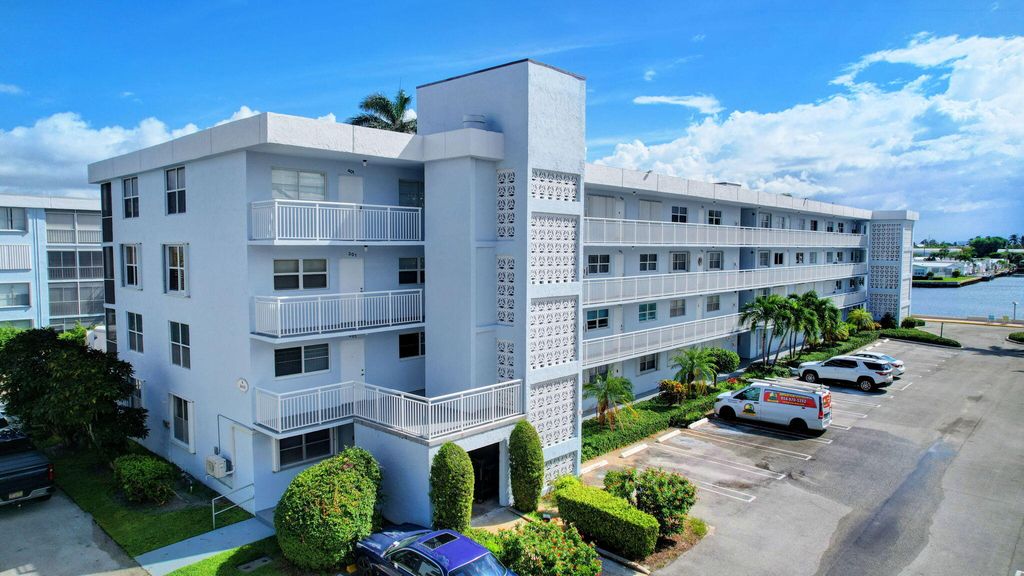 Photo of 2018 S Federal Highway #305, Boynton Beach, FL 33435 (MLS # R11020150)