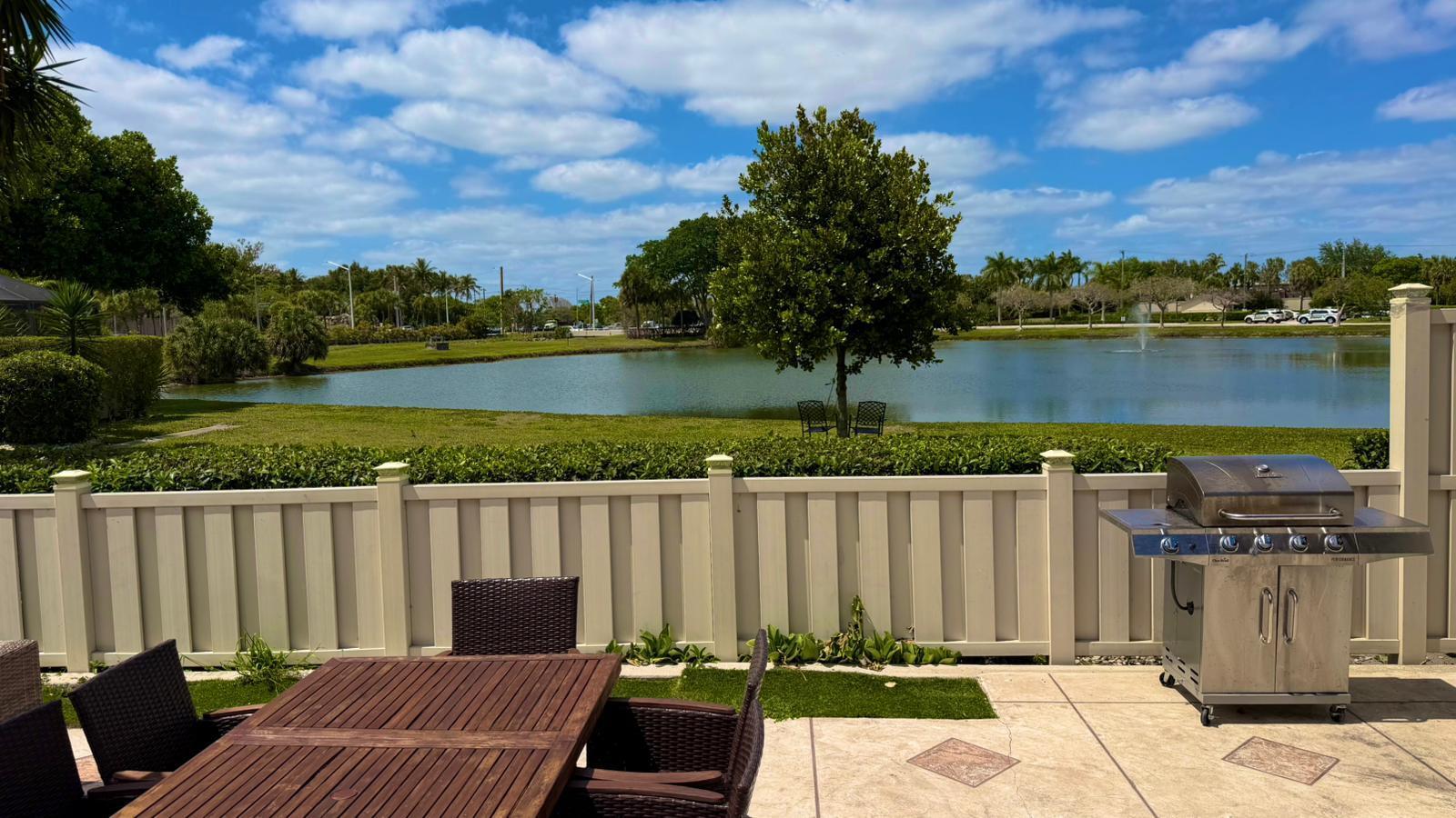 BOCA GARDENS - Residential Lease