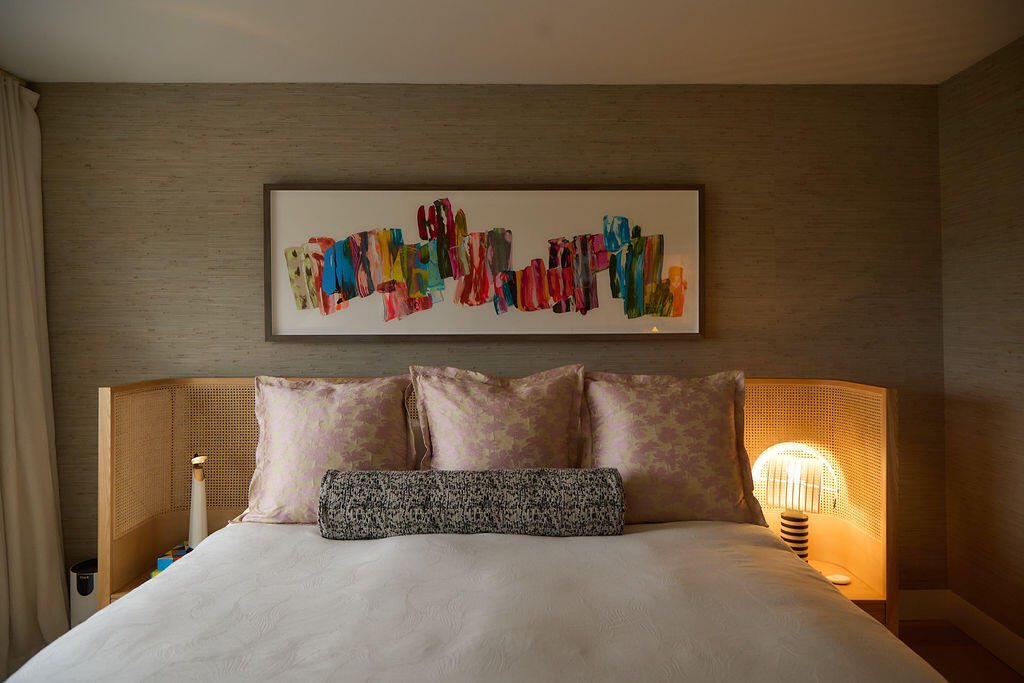 FOUR SEASONS CONDO - Residential