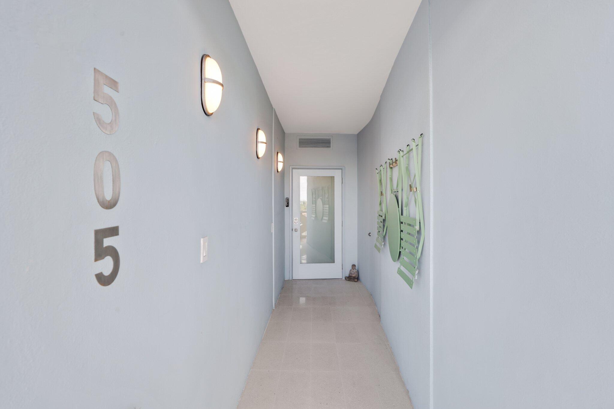 FOUR SEASONS CONDO - Residential