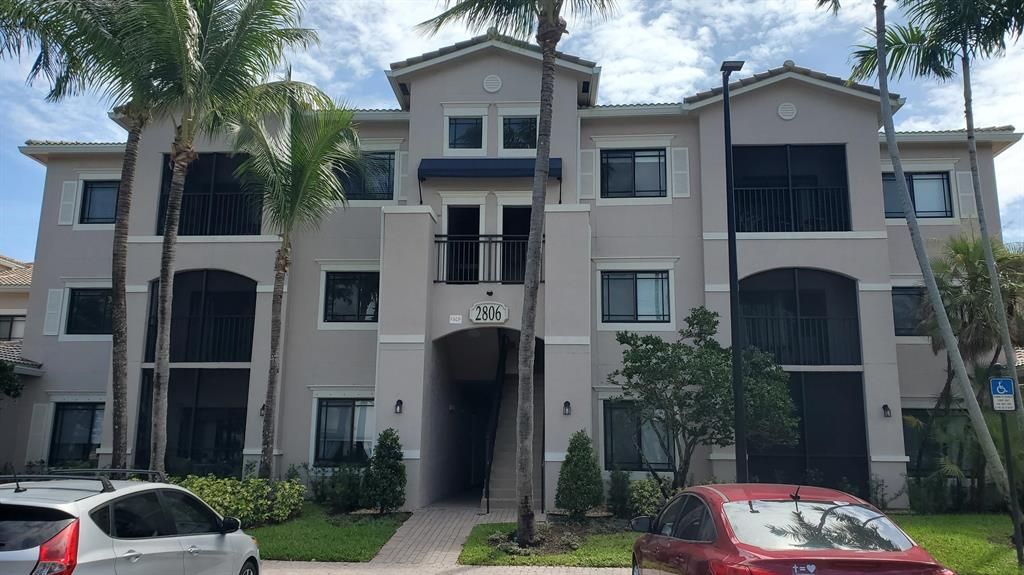 Photo of 2806 Veronia Drive #201, Palm Beach Gardens, FL 33410 (MLS # R10792155)