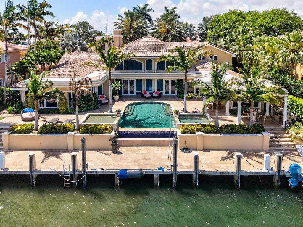 Photo of 3 Isla Bahia Drive, Fort Lauderdale, FL 33316 (MLS # B26011632)