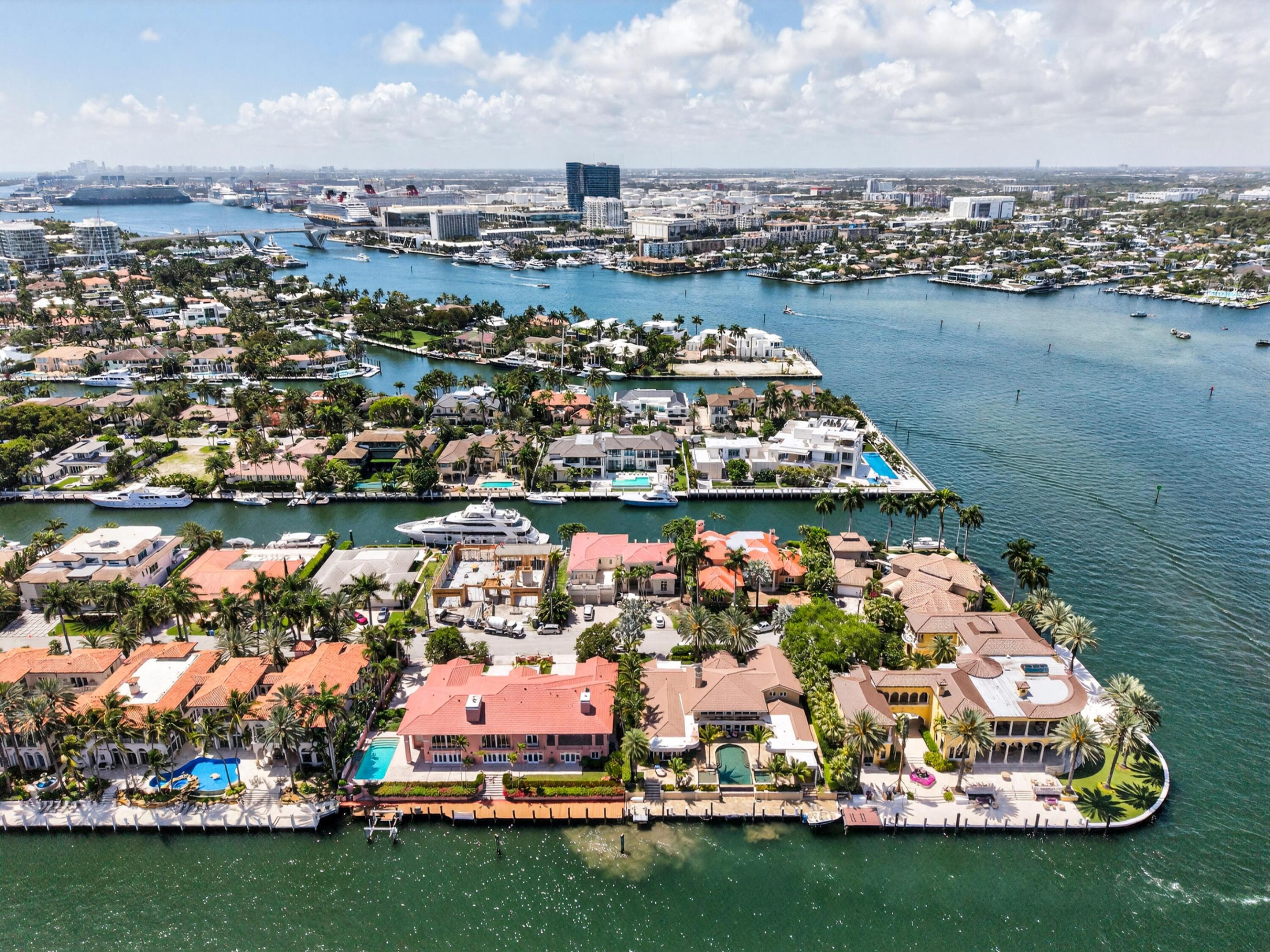 HARBOR BEACH - Residential