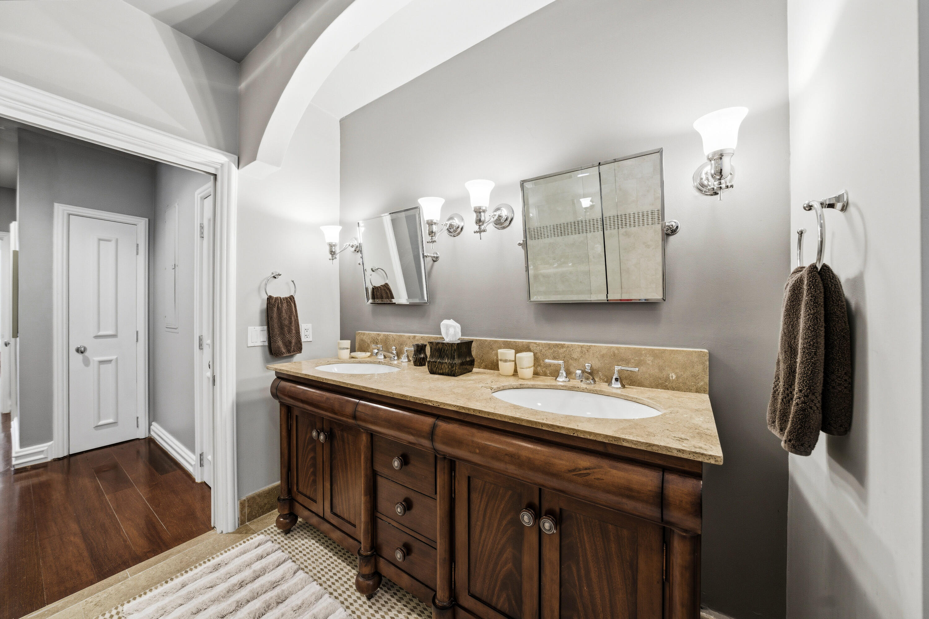 HARBOR BEACH - Residential