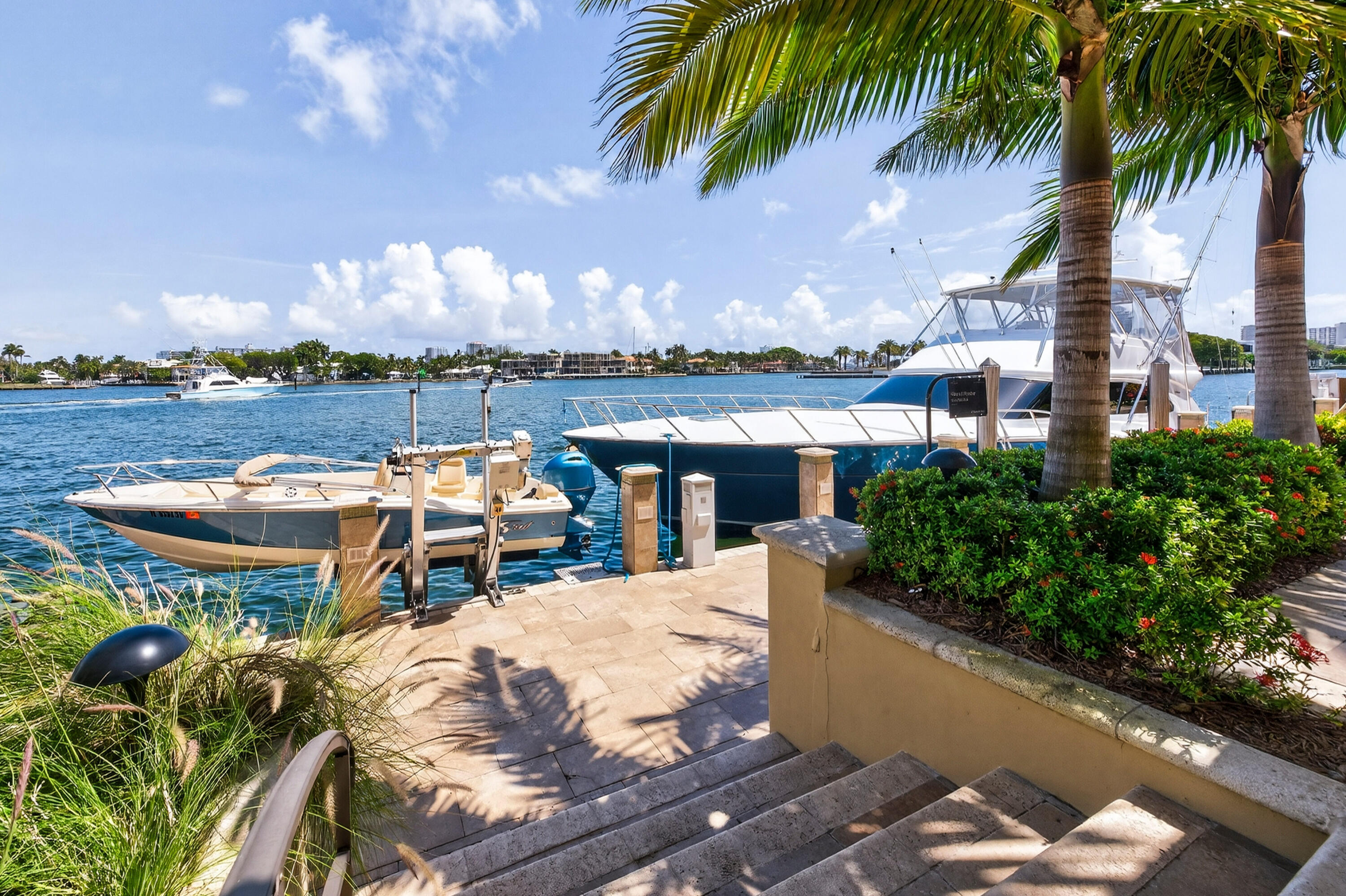 HARBOR BEACH - Residential