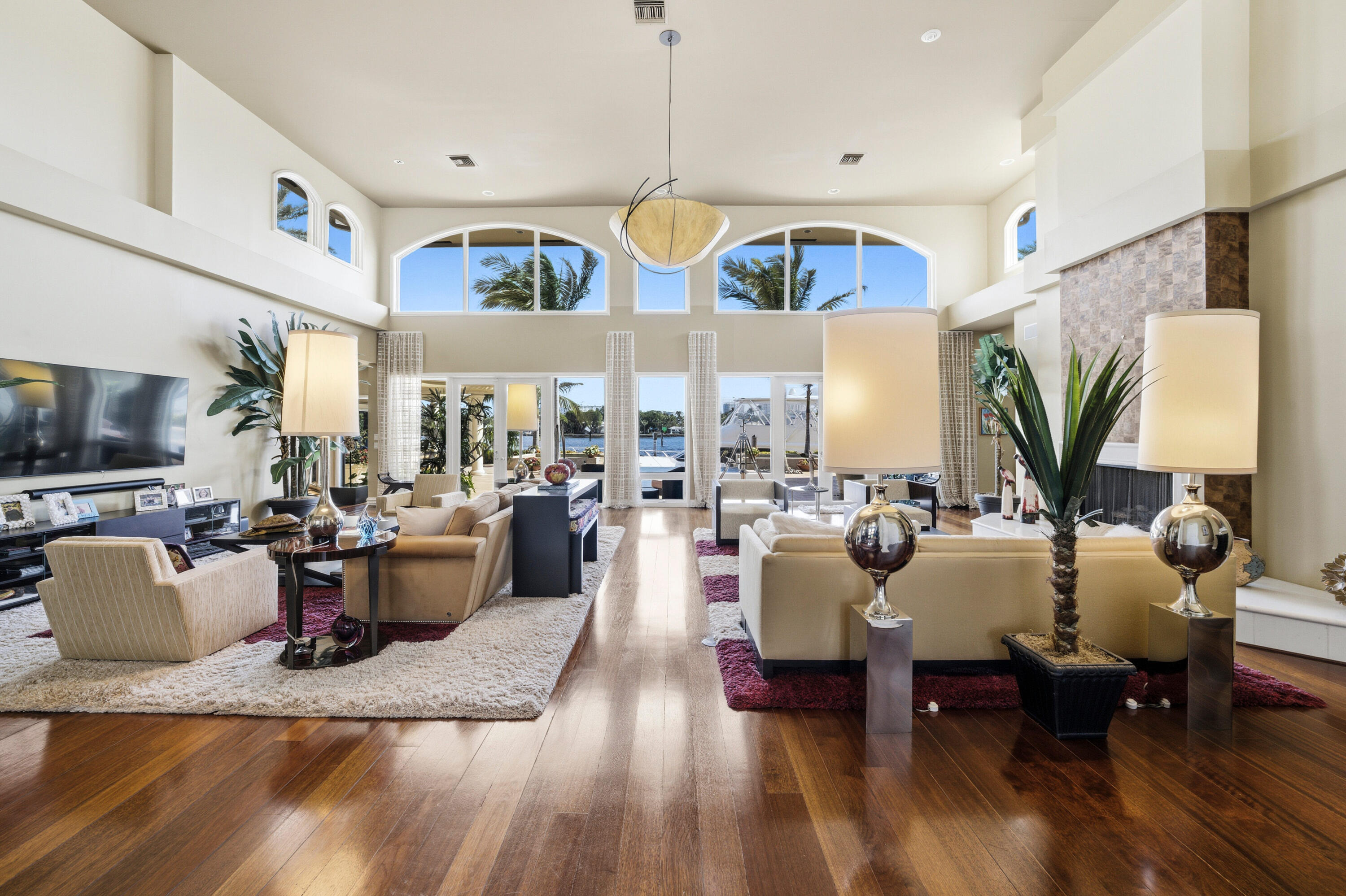 HARBOR BEACH - Residential